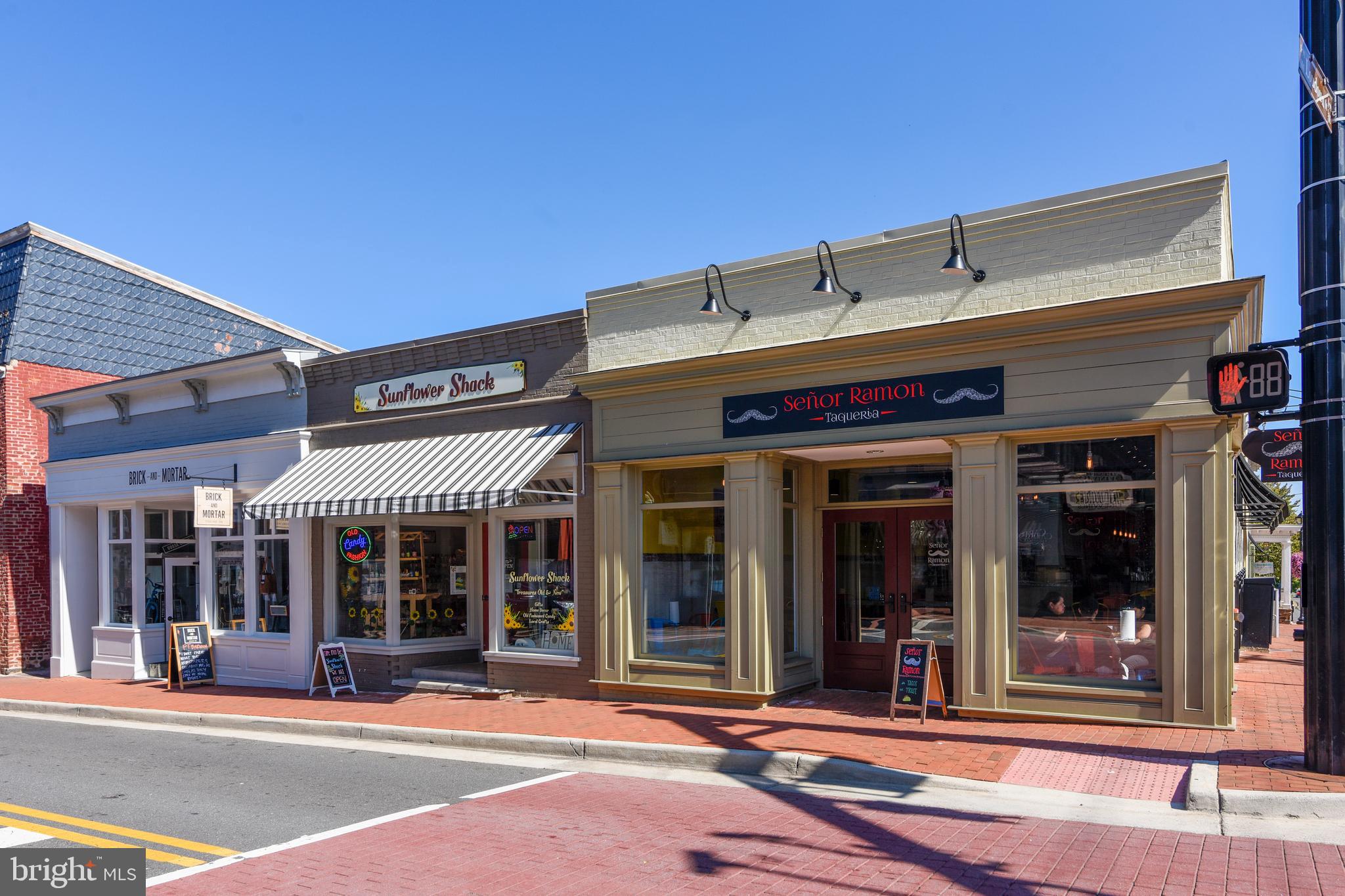 SYCAMORE HILL - Residential