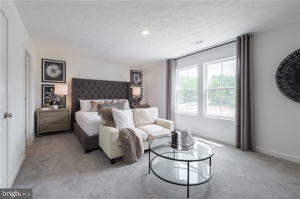 LIBERTY RUN - Residential