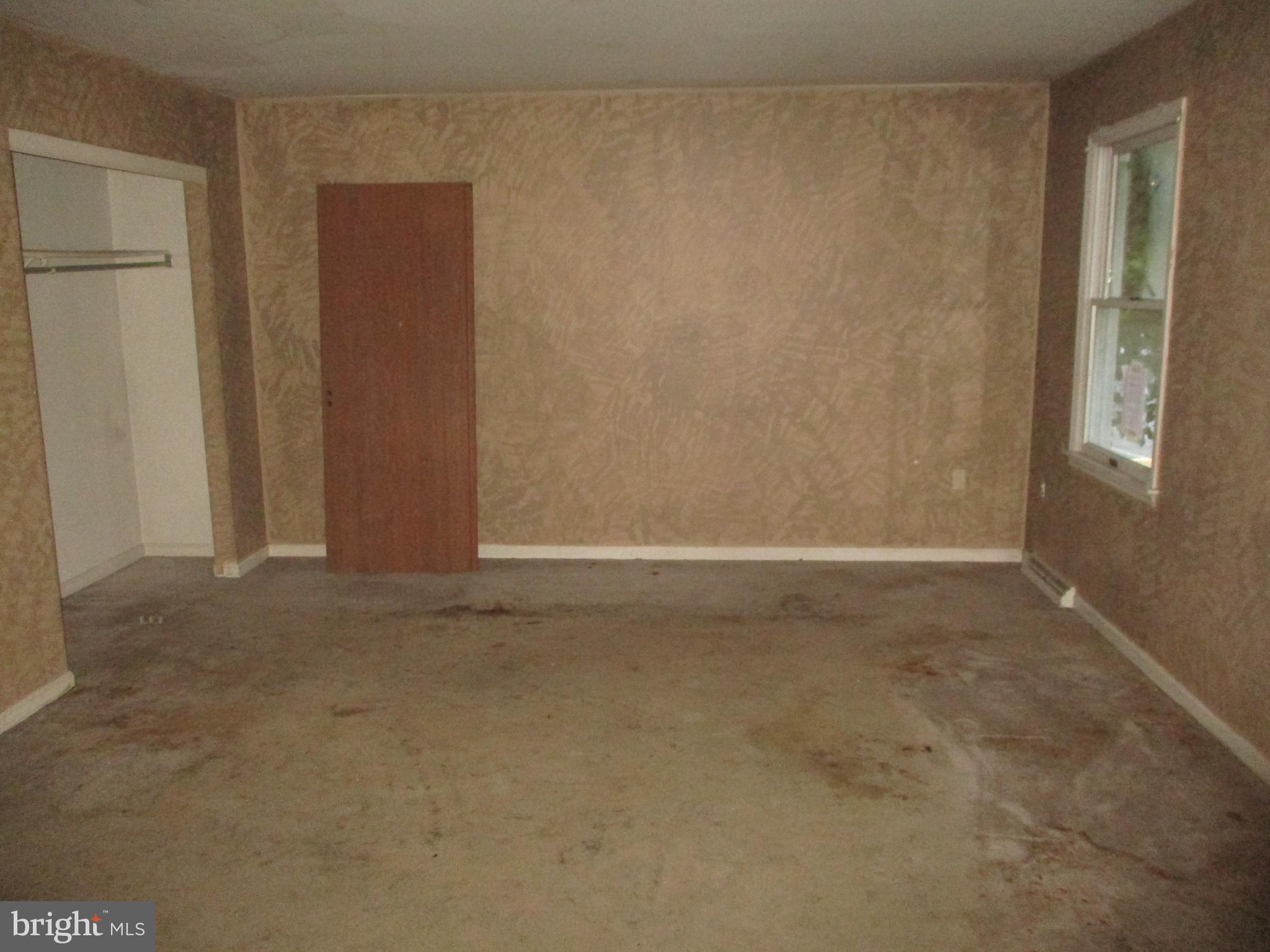 1782 ACORN DRIVE
