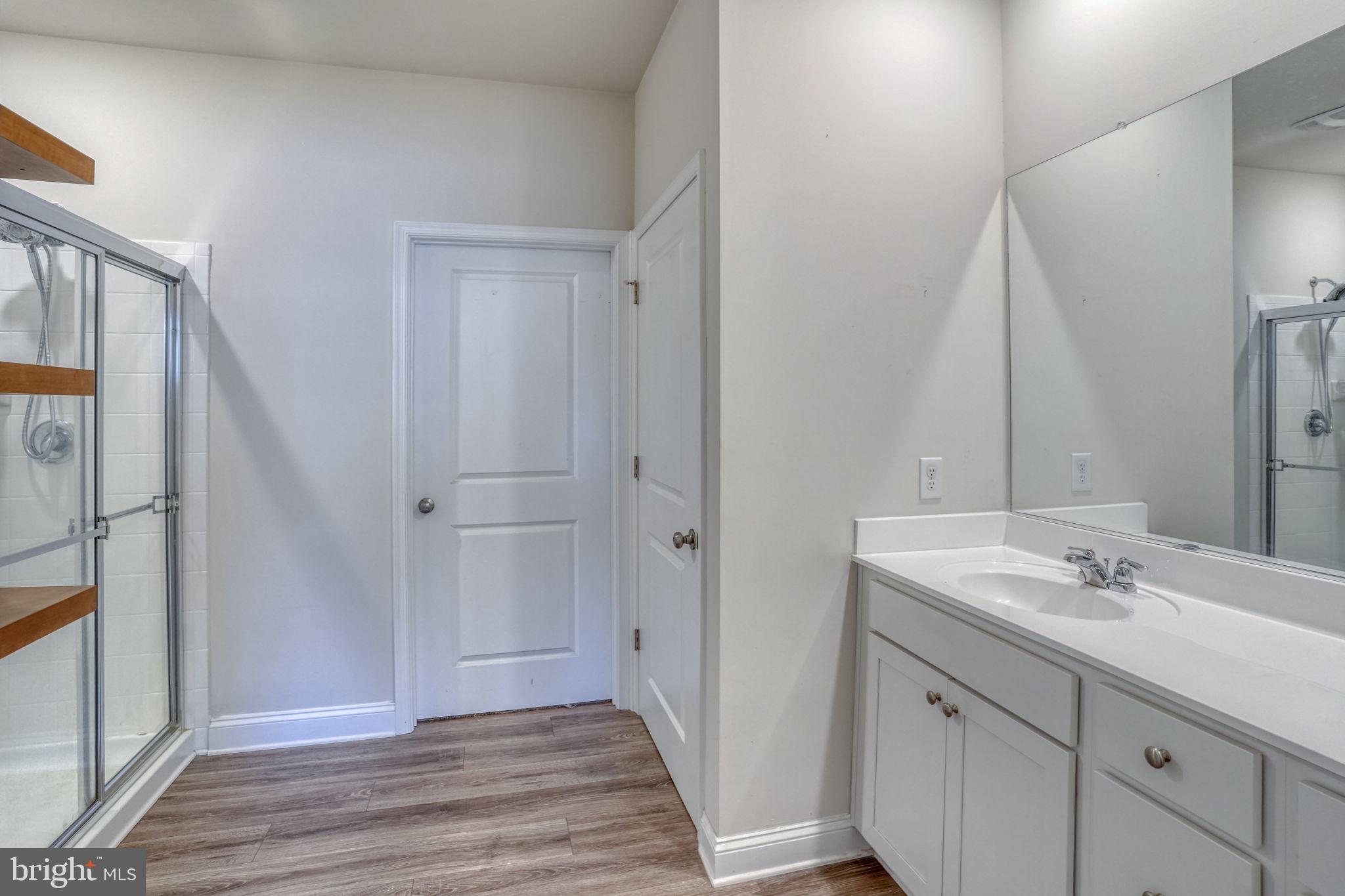 BERGMONT WOODS - Residential