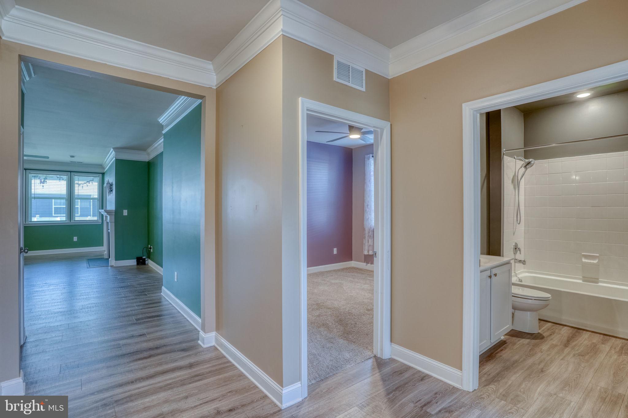 BERGMONT WOODS - Residential