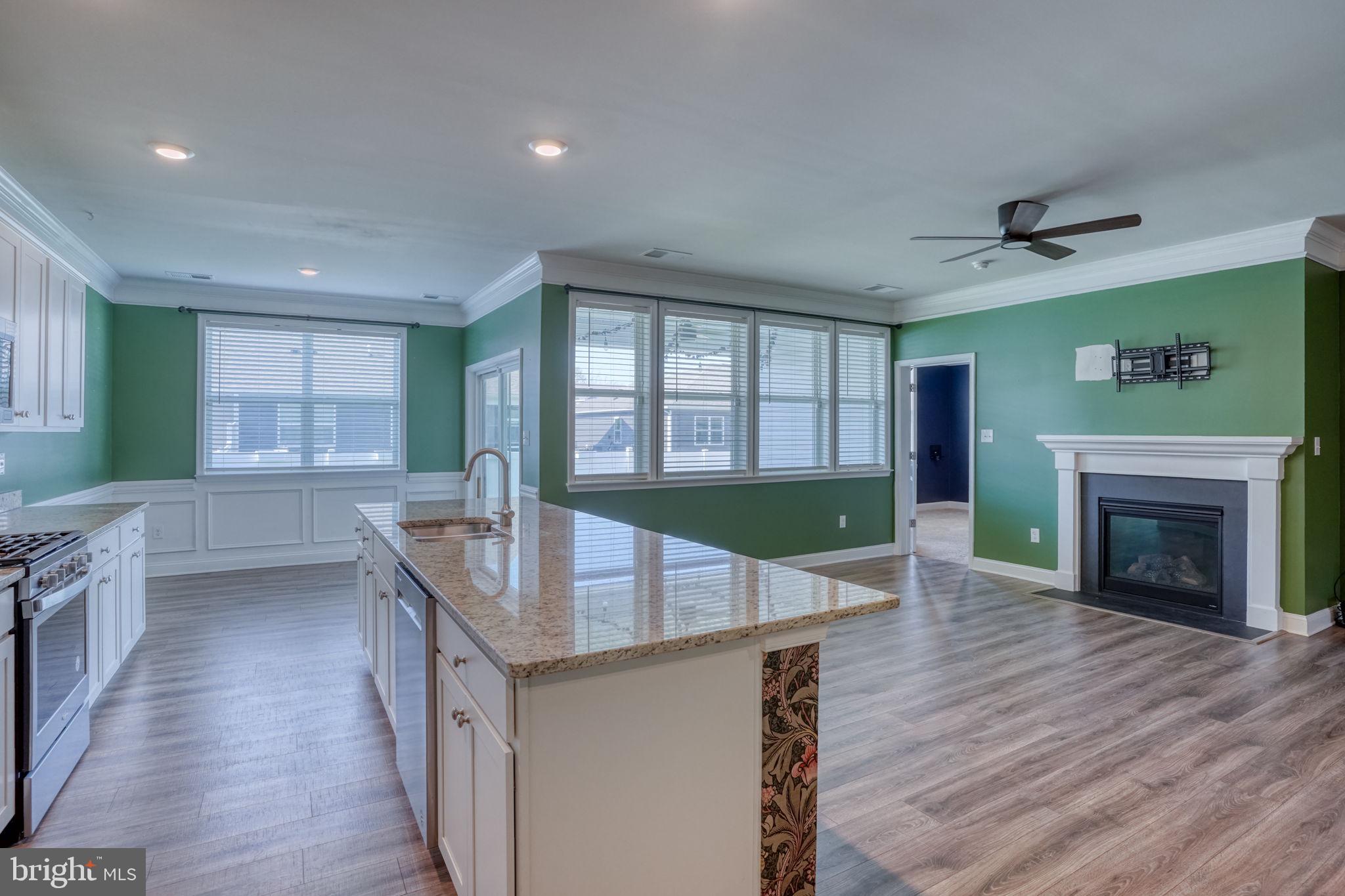 BERGMONT WOODS - Residential