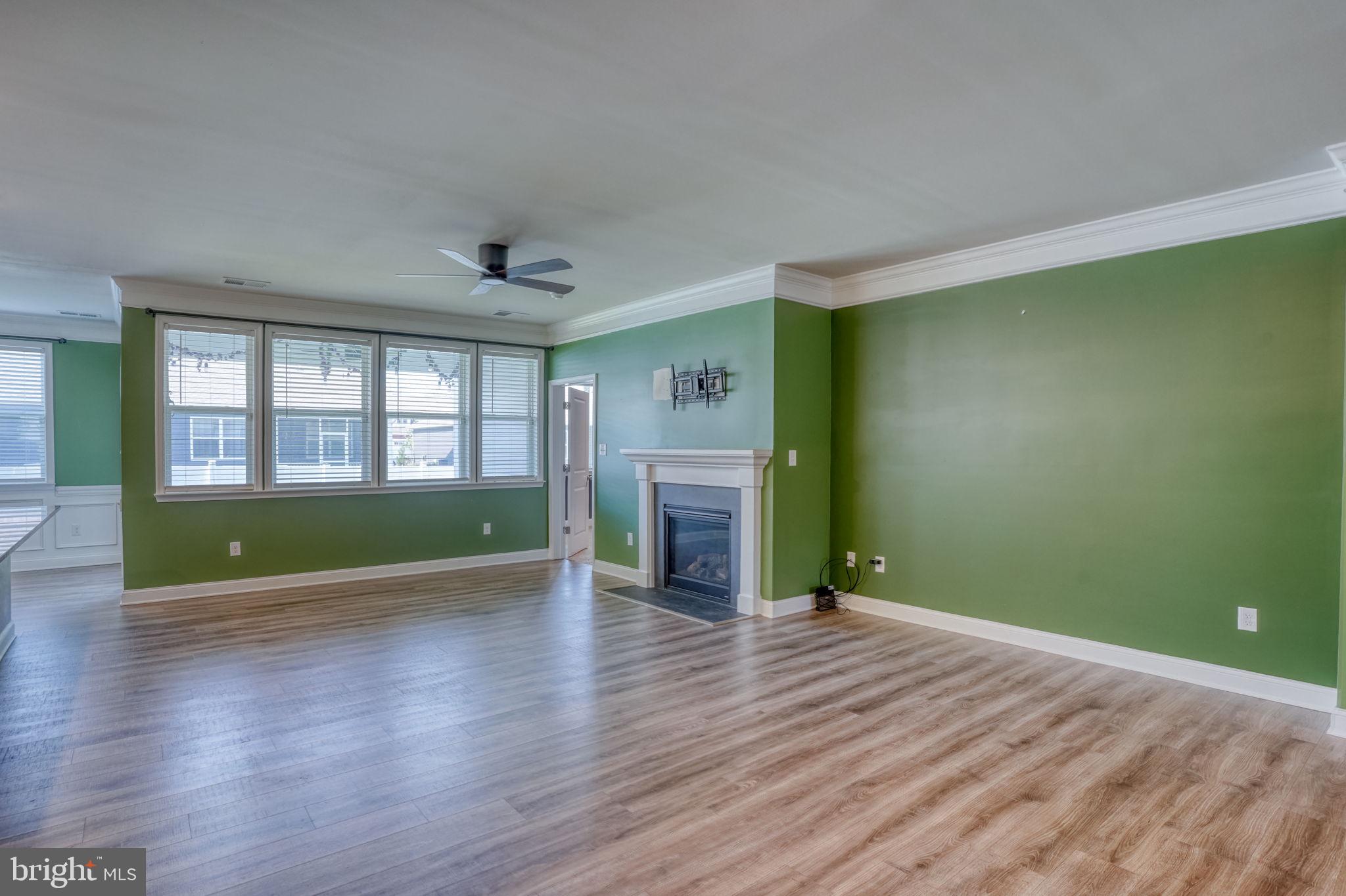 BERGMONT WOODS - Residential