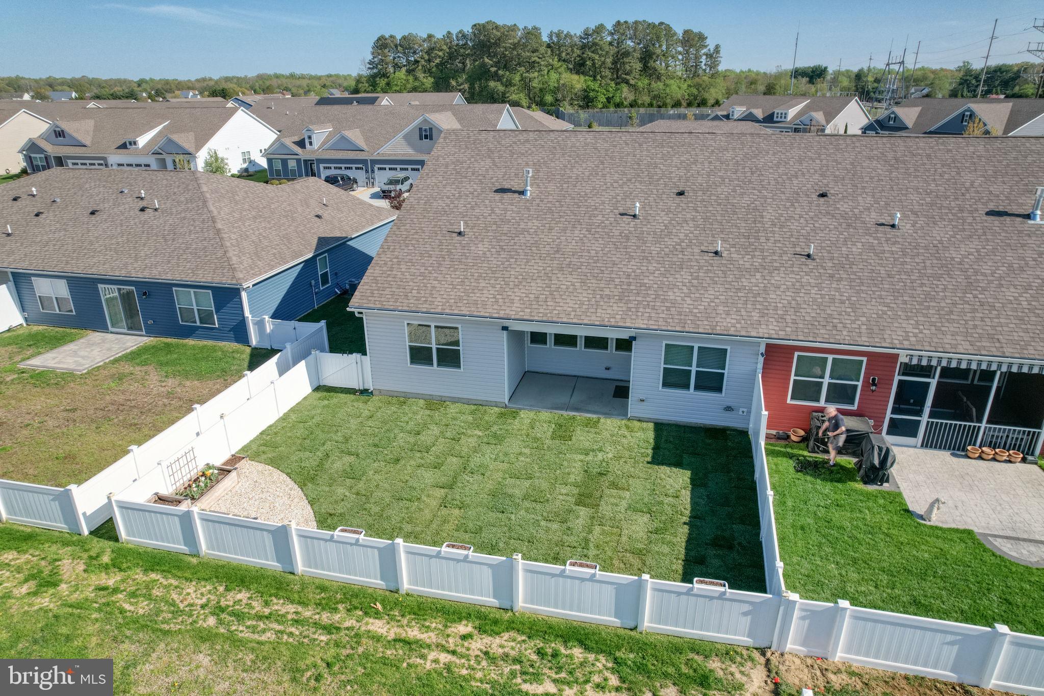 BERGMONT WOODS - Residential