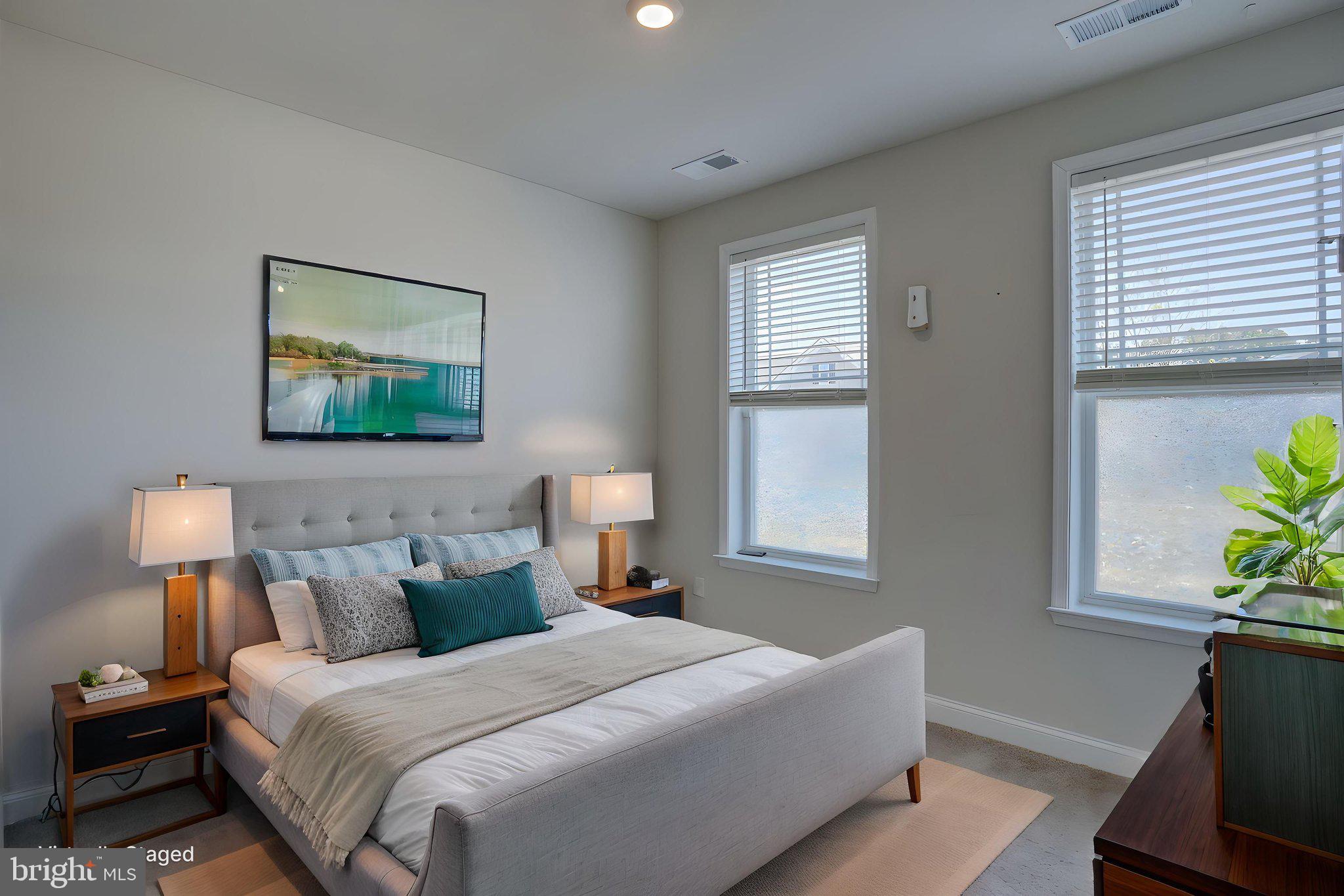 BERGMONT WOODS - Residential