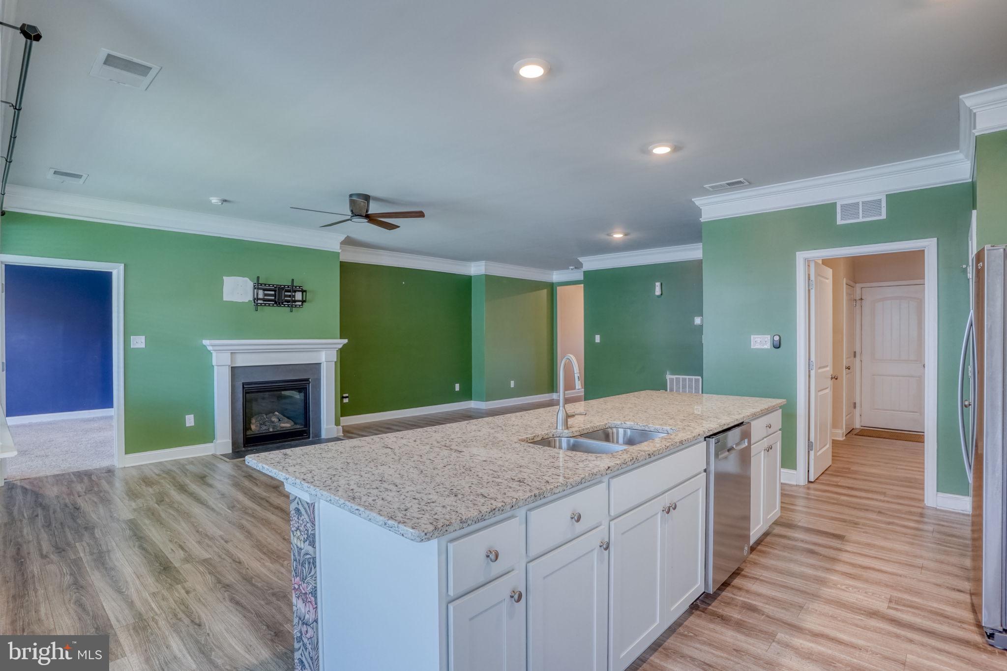 BERGMONT WOODS - Residential