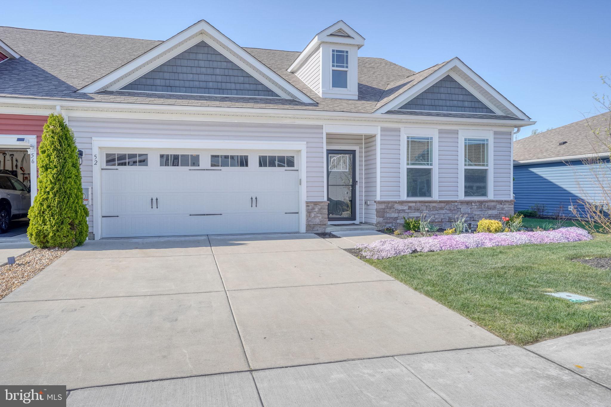 BERGMONT WOODS - Residential