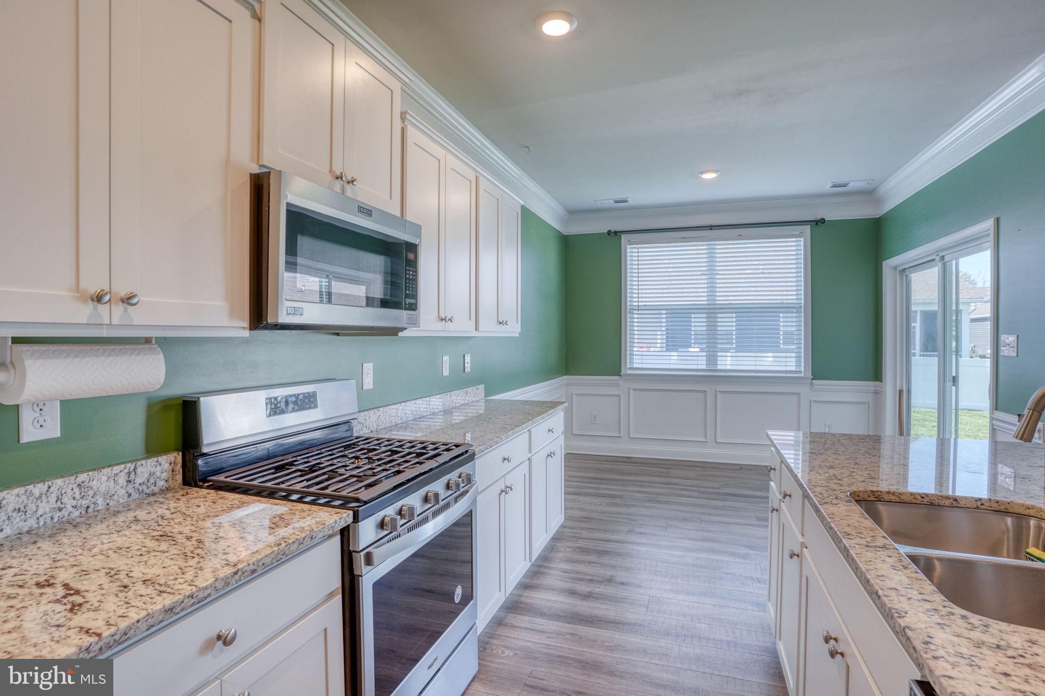 BERGMONT WOODS - Residential