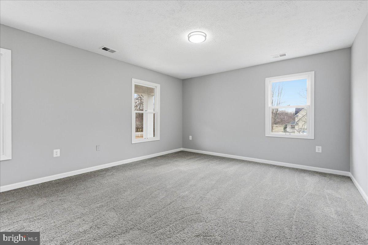 AMY & ELMERS FARM - Residential