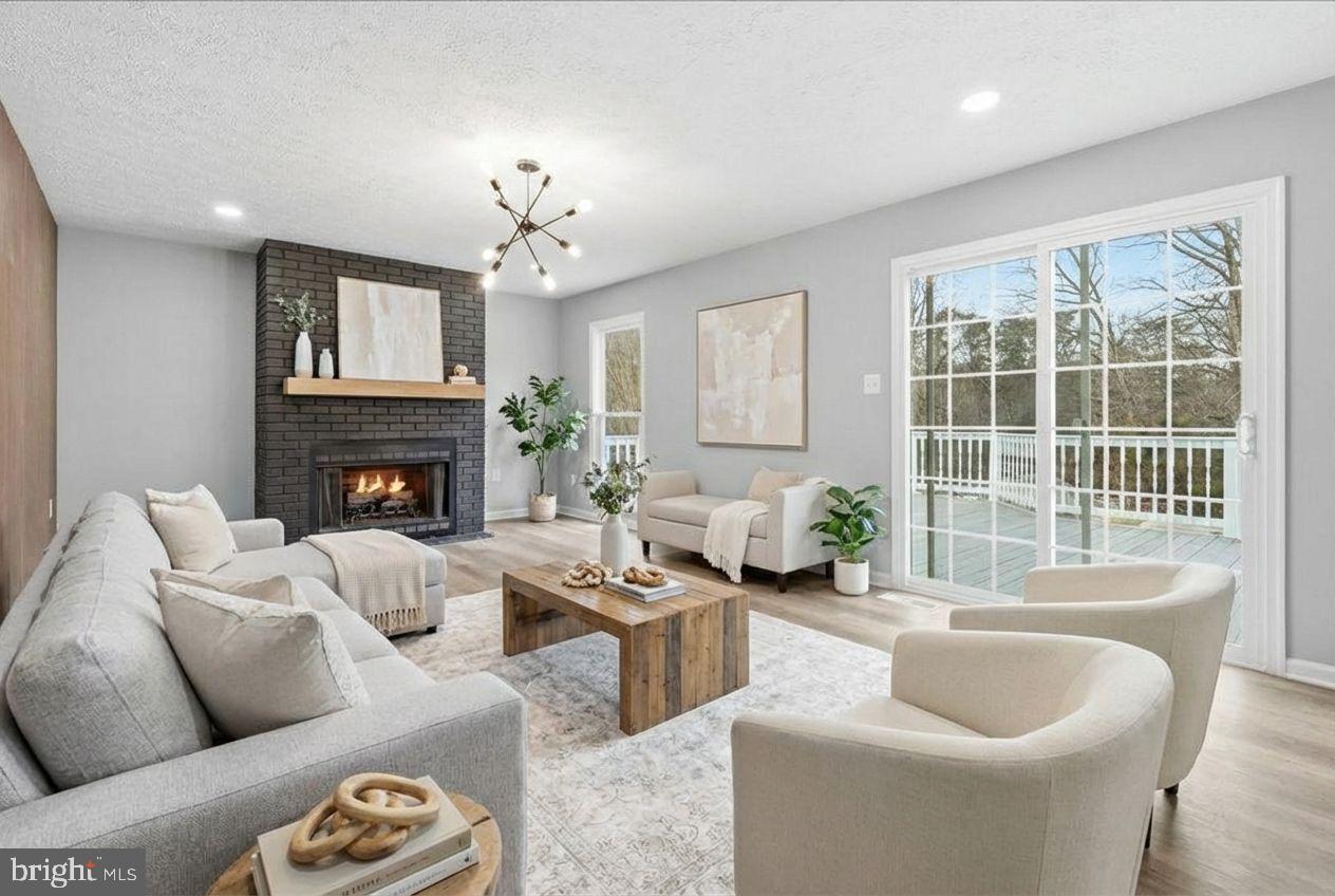 AMY & ELMERS FARM - Residential