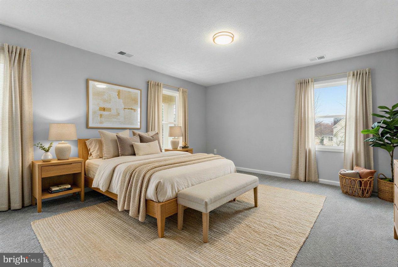 AMY & ELMERS FARM - Residential