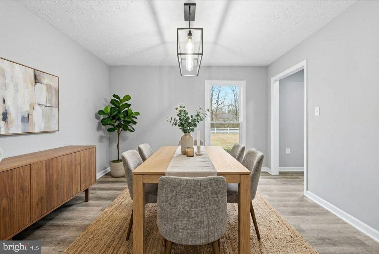 AMY & ELMERS FARM - Residential