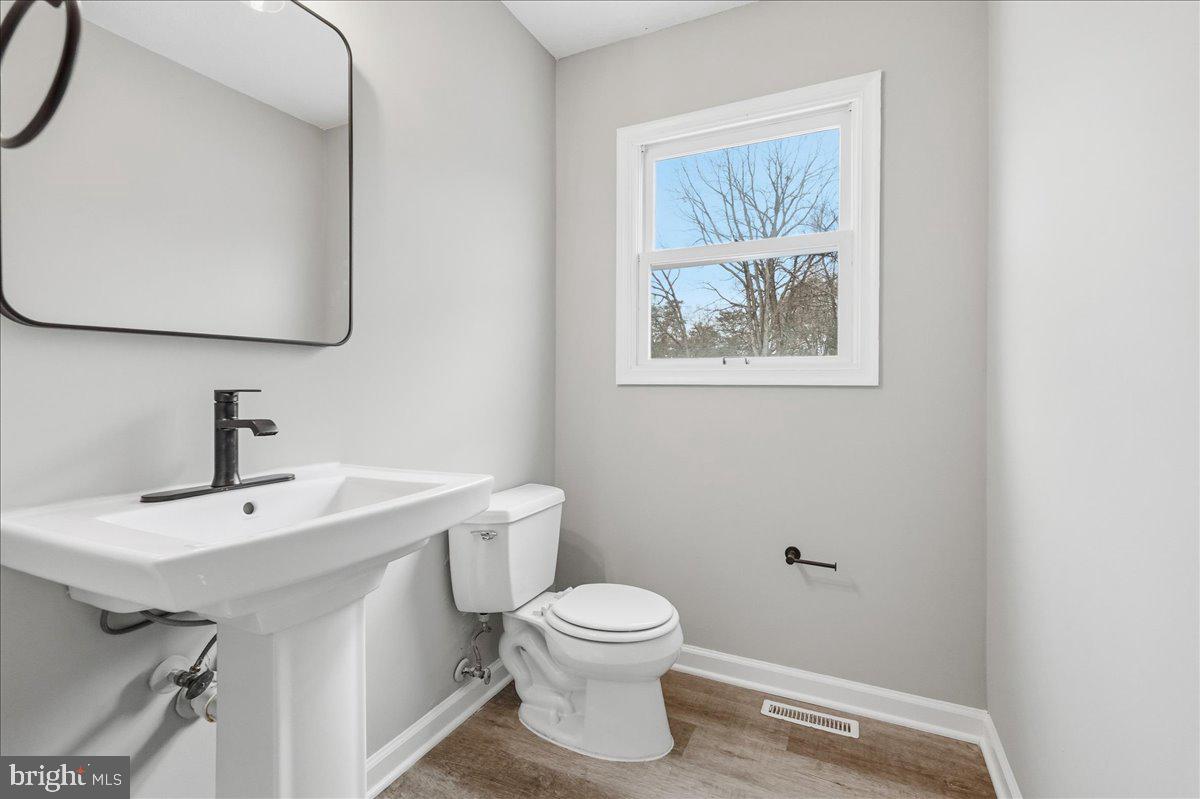 AMY & ELMERS FARM - Residential