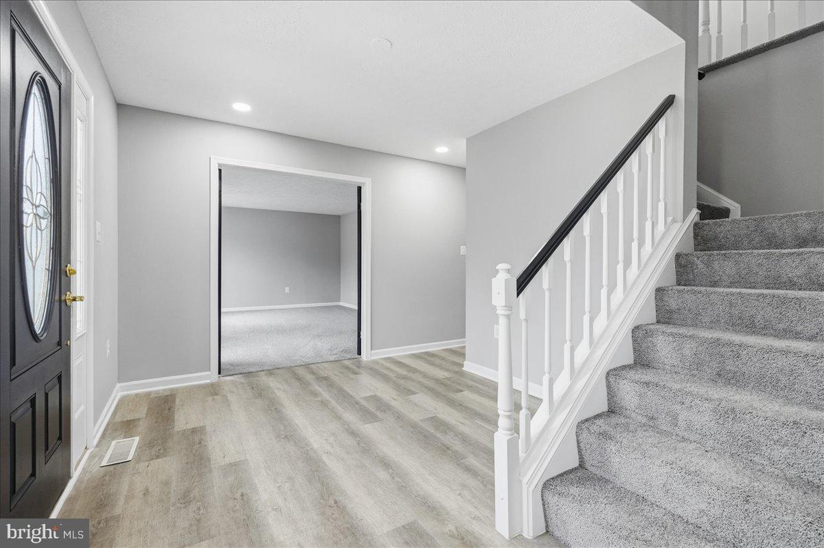 AMY & ELMERS FARM - Residential