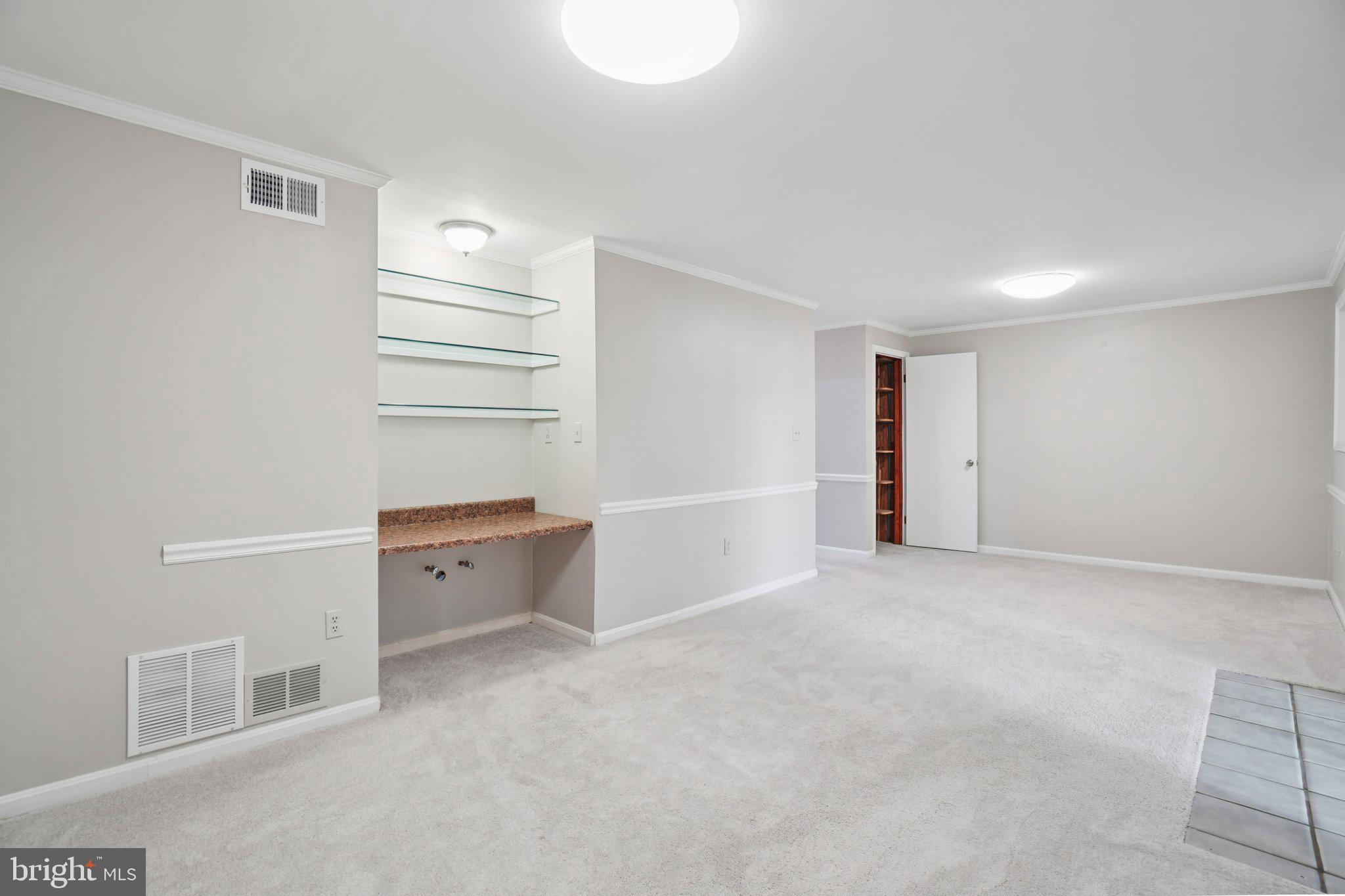 BURKE CENTRE - Residential Lease