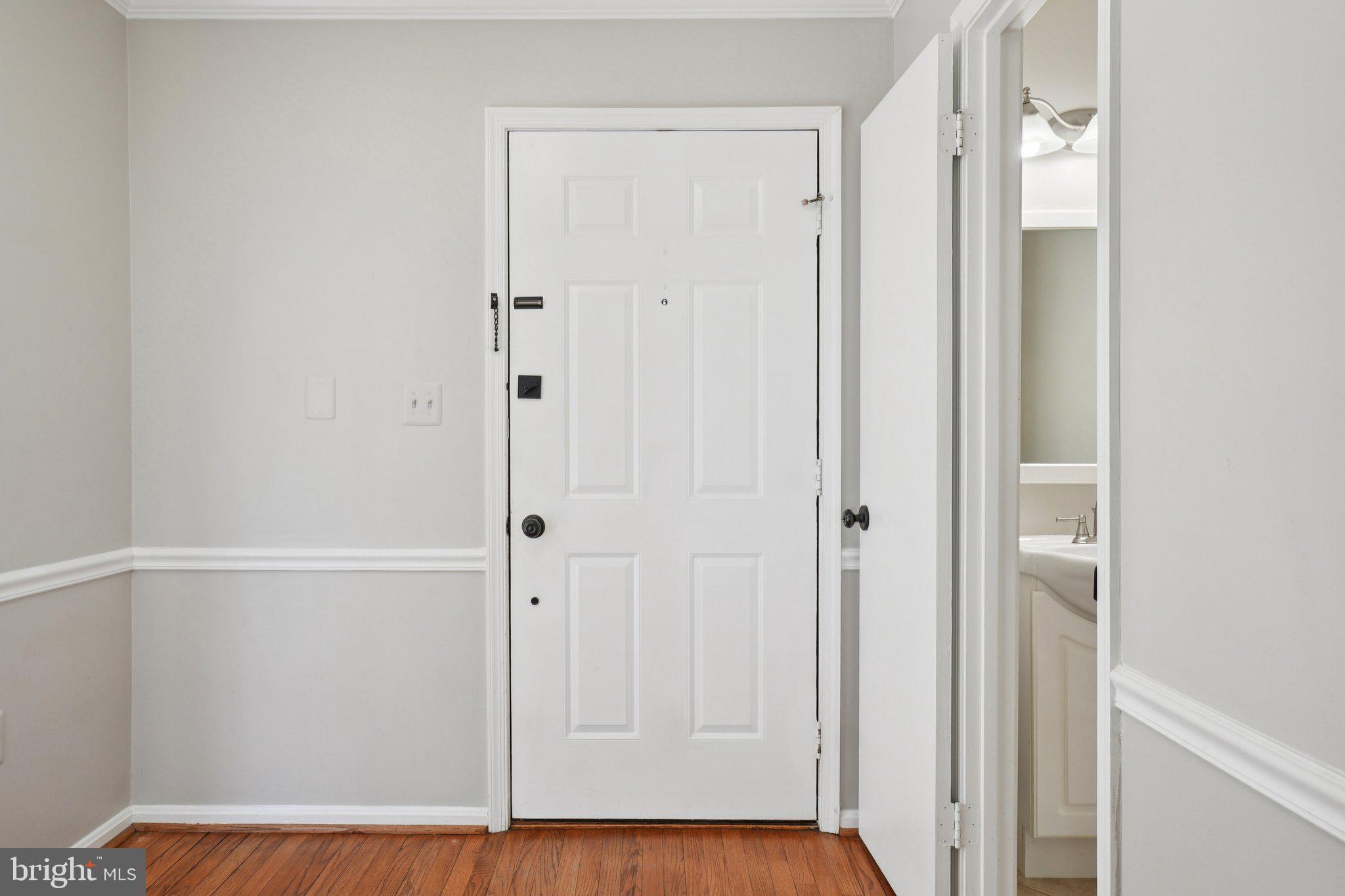 10228 ROBERTS COMMON LANE