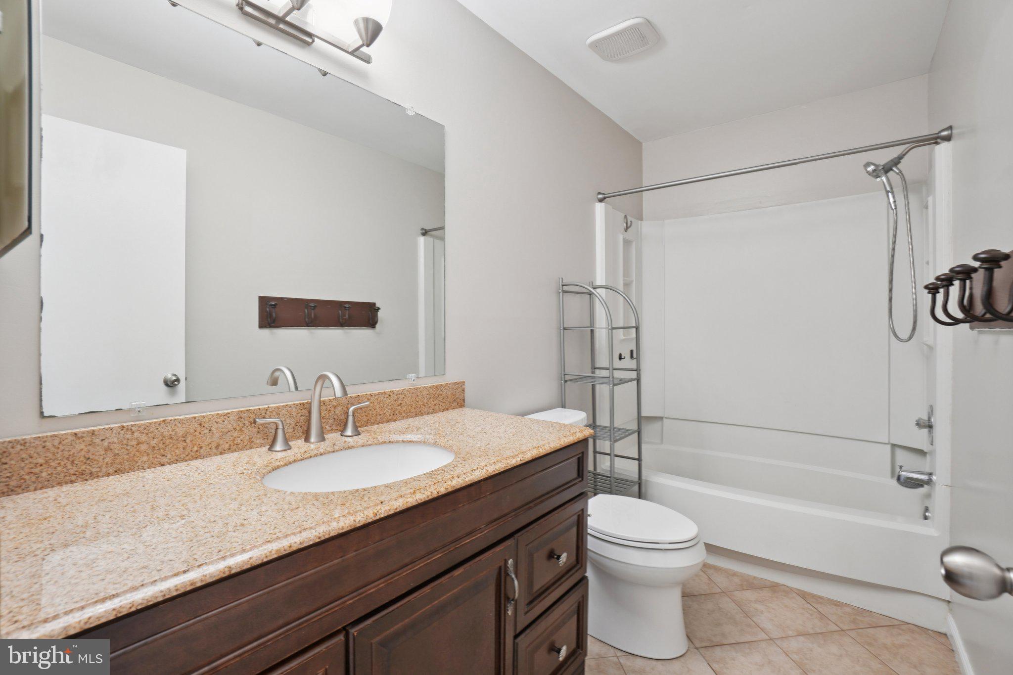 BURKE CENTRE - Residential Lease