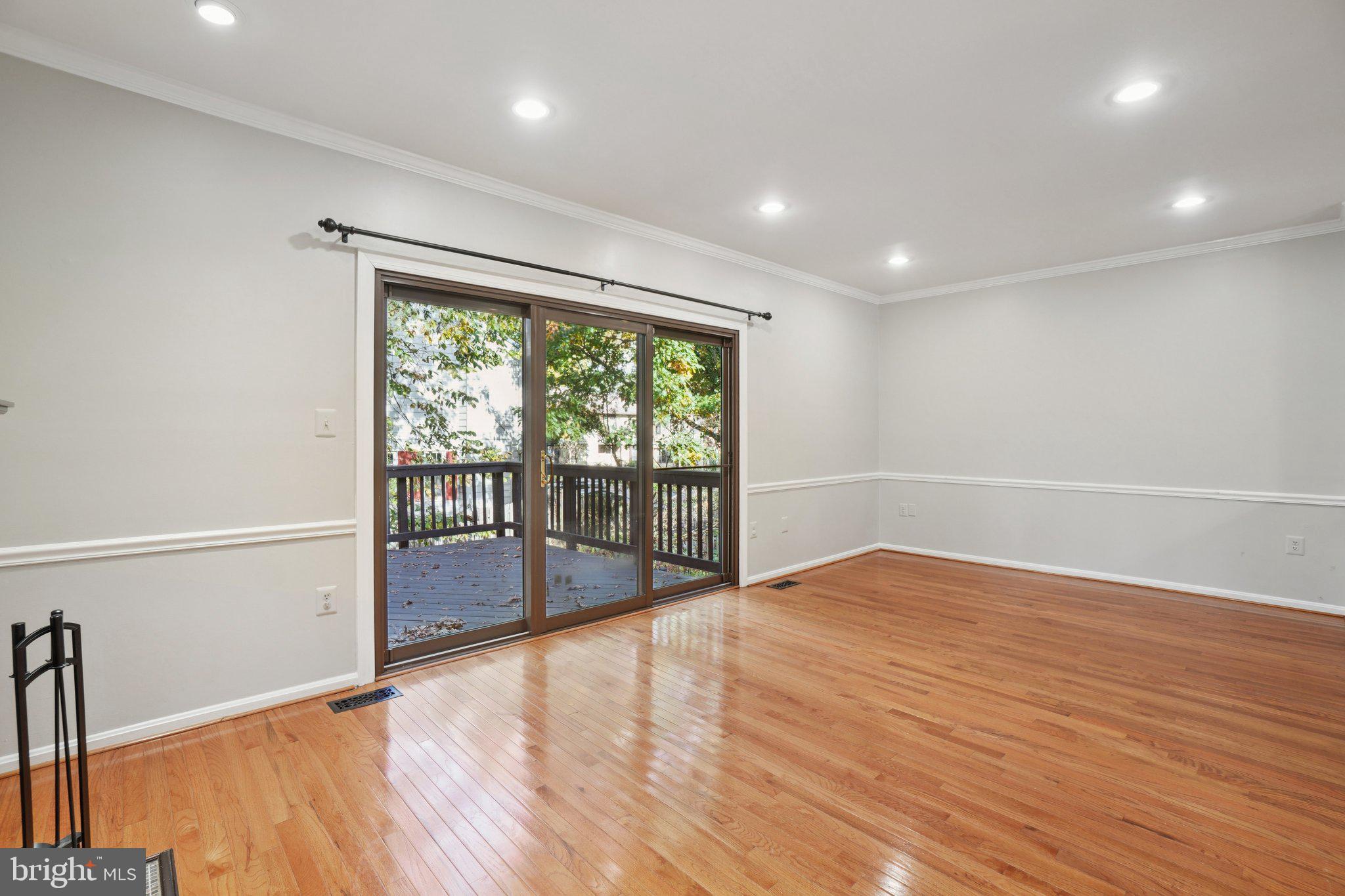 BURKE CENTRE - Residential Lease