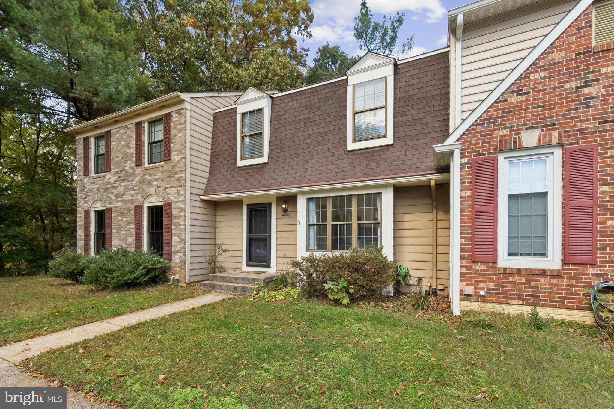 10228 ROBERTS COMMON LANE