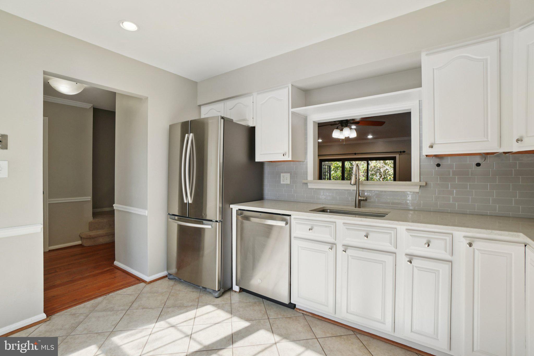 BURKE CENTRE - Residential Lease