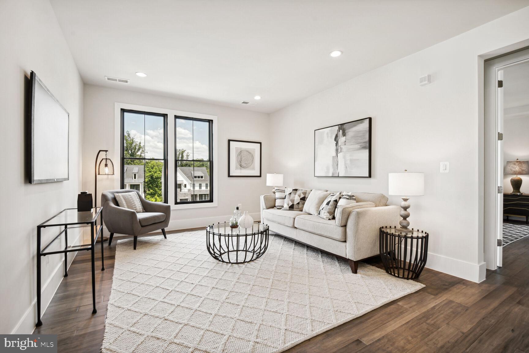 RETREAT AT MCLEAN AND MEHR FARM - Residential