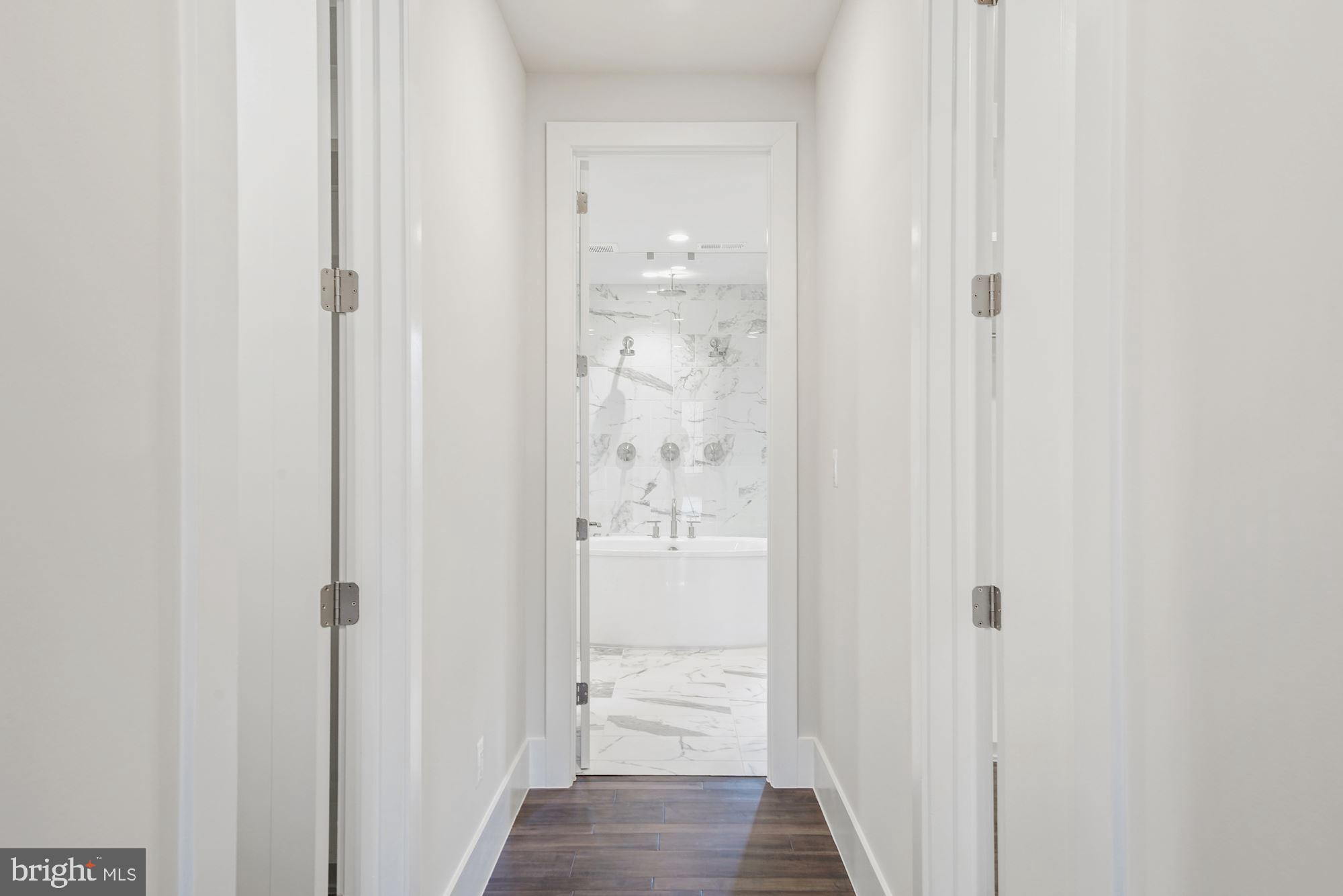 RETREAT AT MCLEAN AND MEHR FARM - Residential