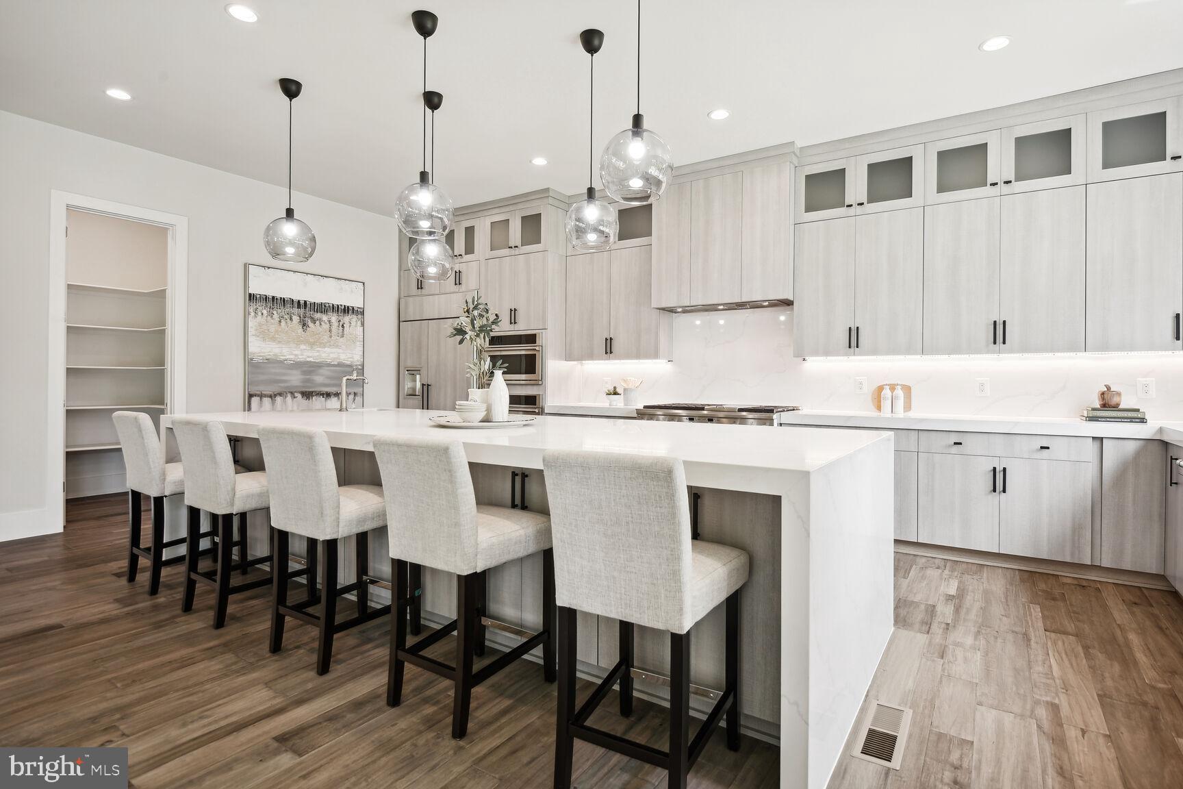 RETREAT AT MCLEAN AND MEHR FARM - Residential