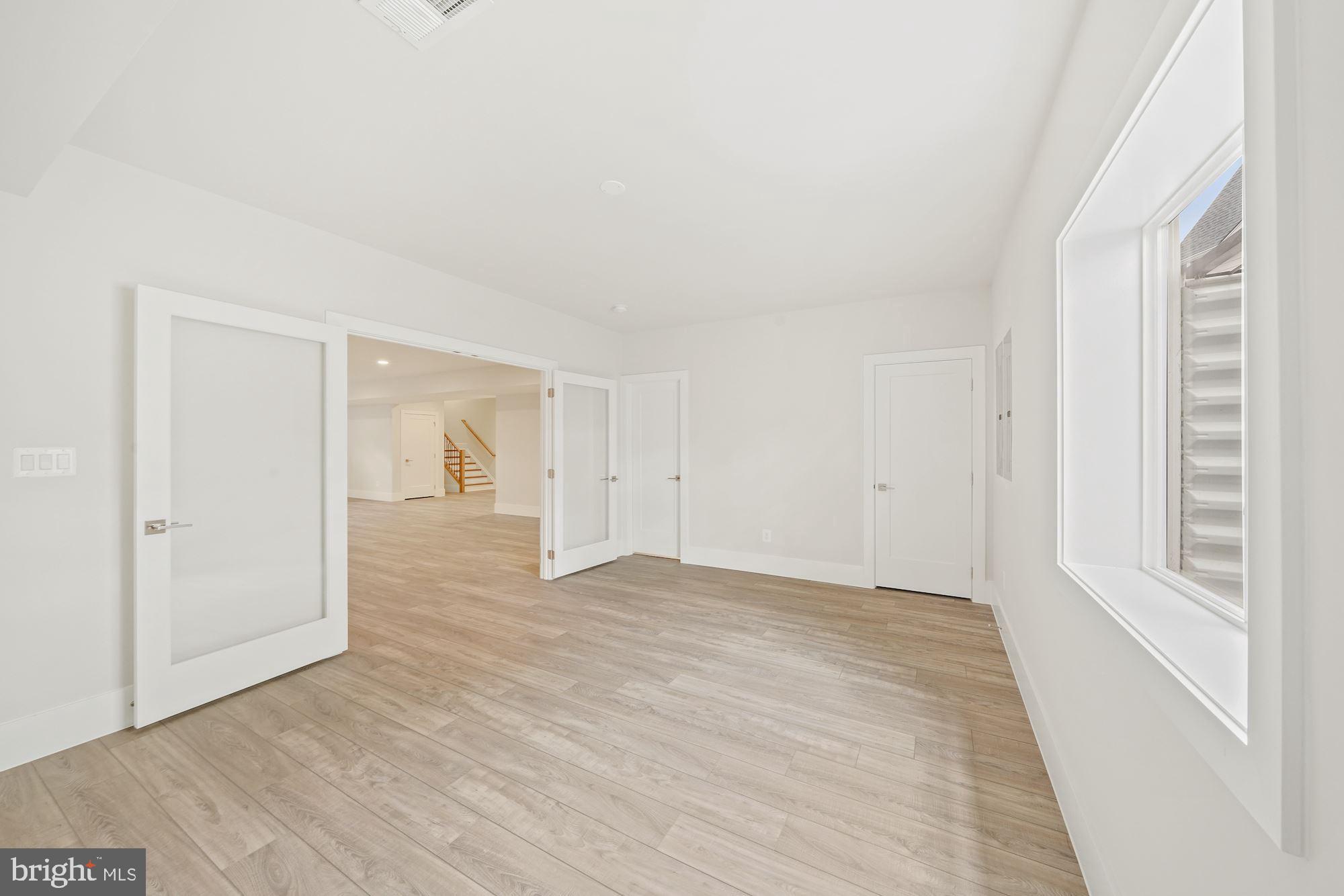 RETREAT AT MCLEAN AND MEHR FARM - Residential