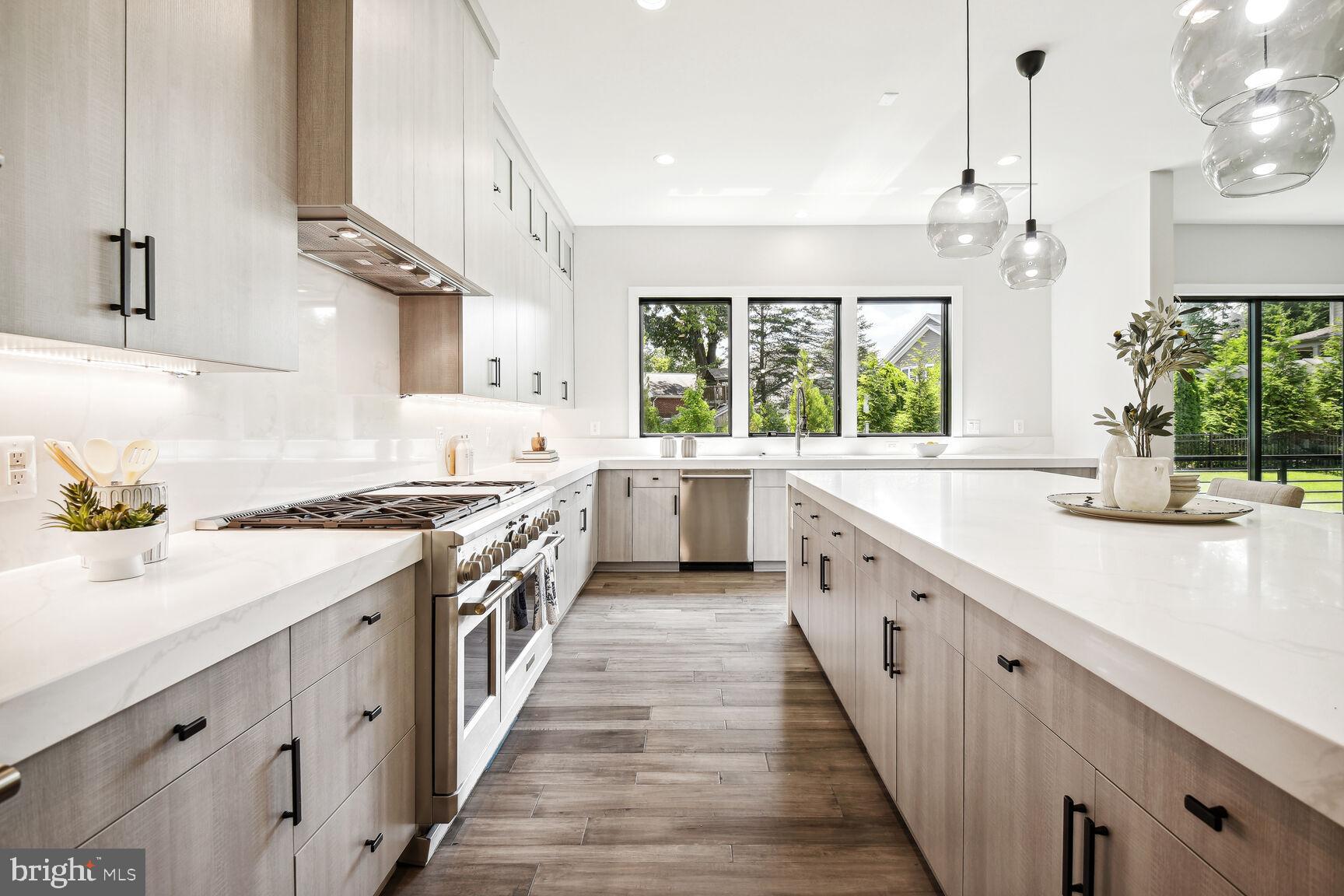 RETREAT AT MCLEAN AND MEHR FARM - Residential