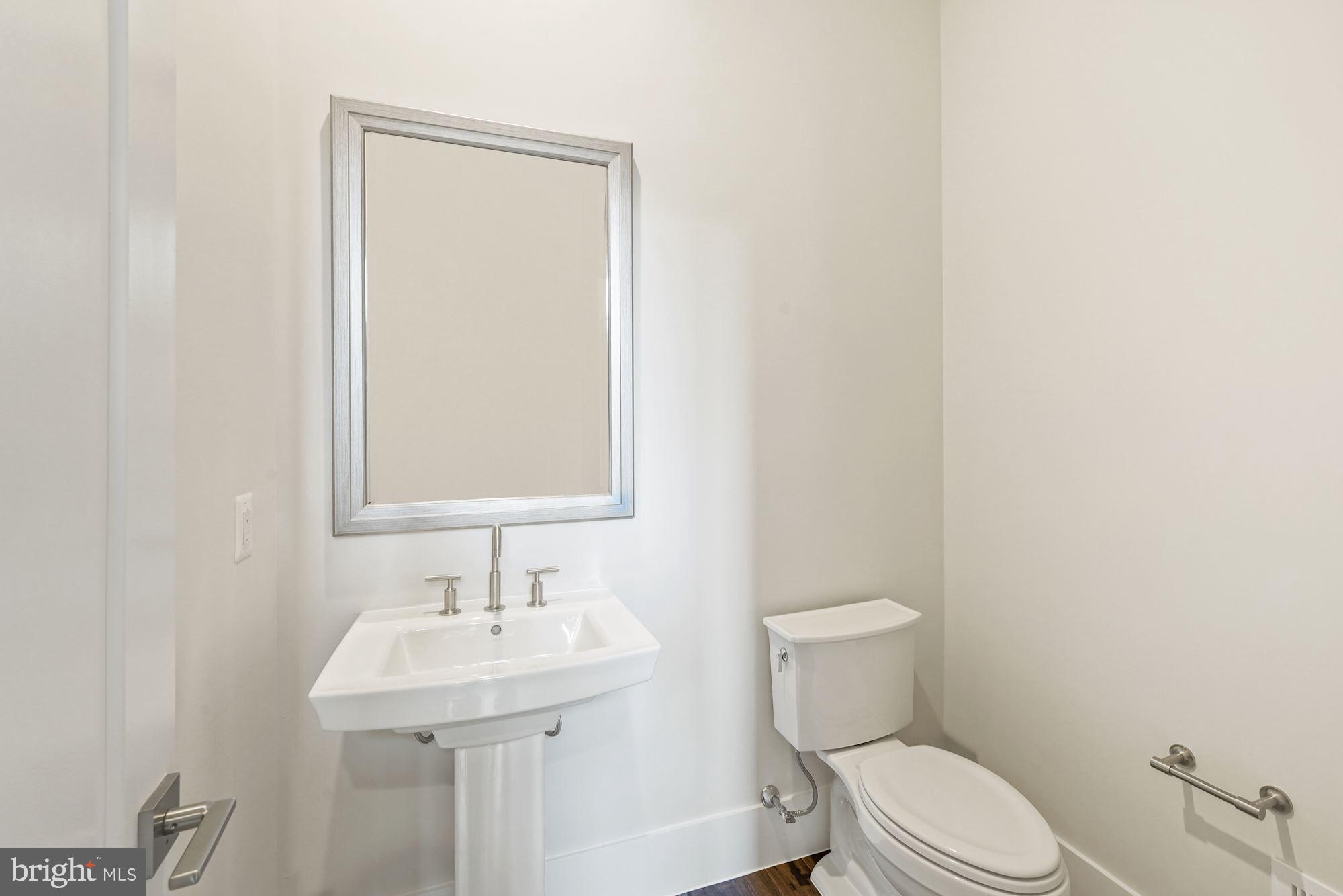 RETREAT AT MCLEAN AND MEHR FARM - Residential