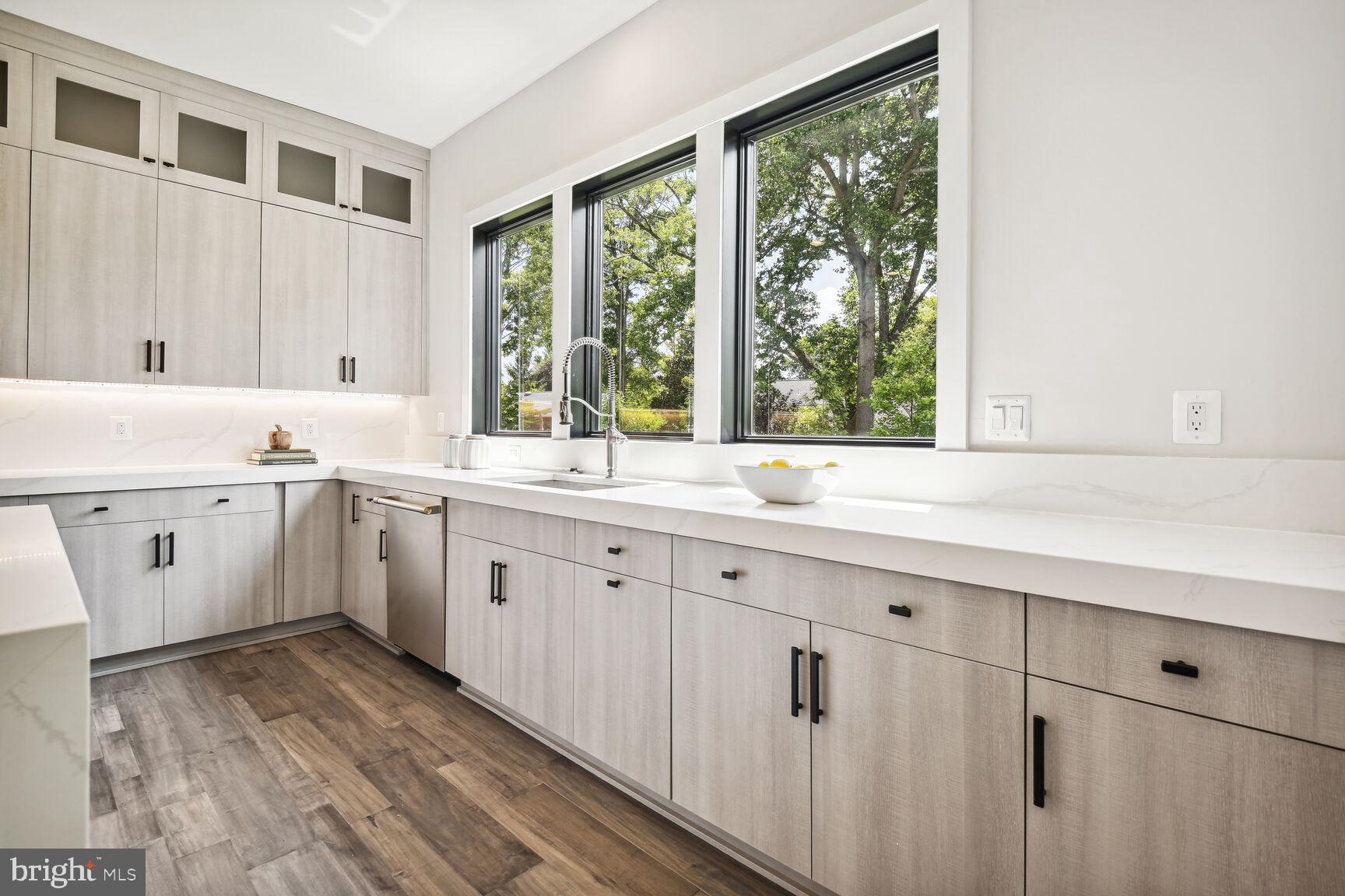 RETREAT AT MCLEAN AND MEHR FARM - Residential