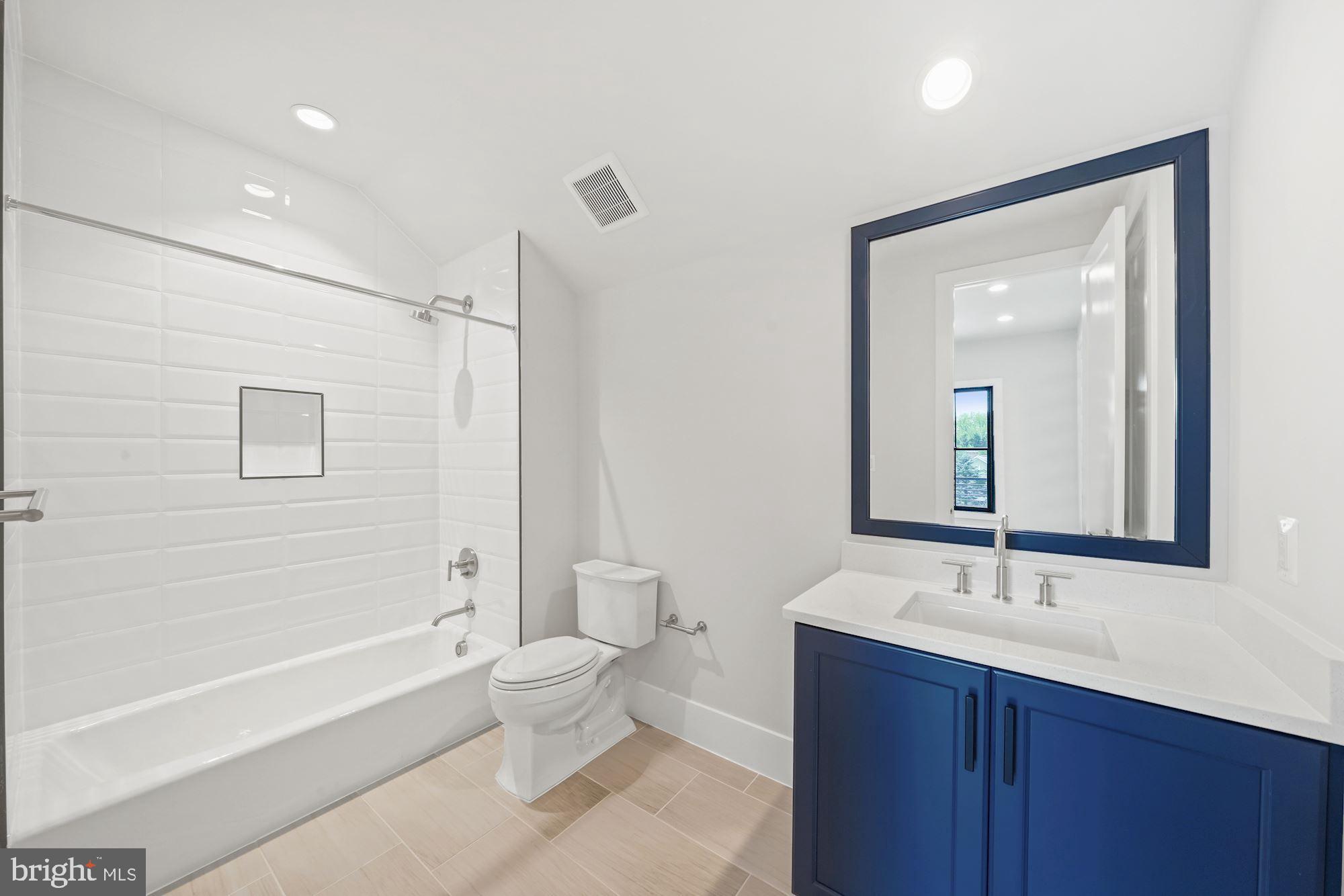 RETREAT AT MCLEAN AND MEHR FARM - Residential