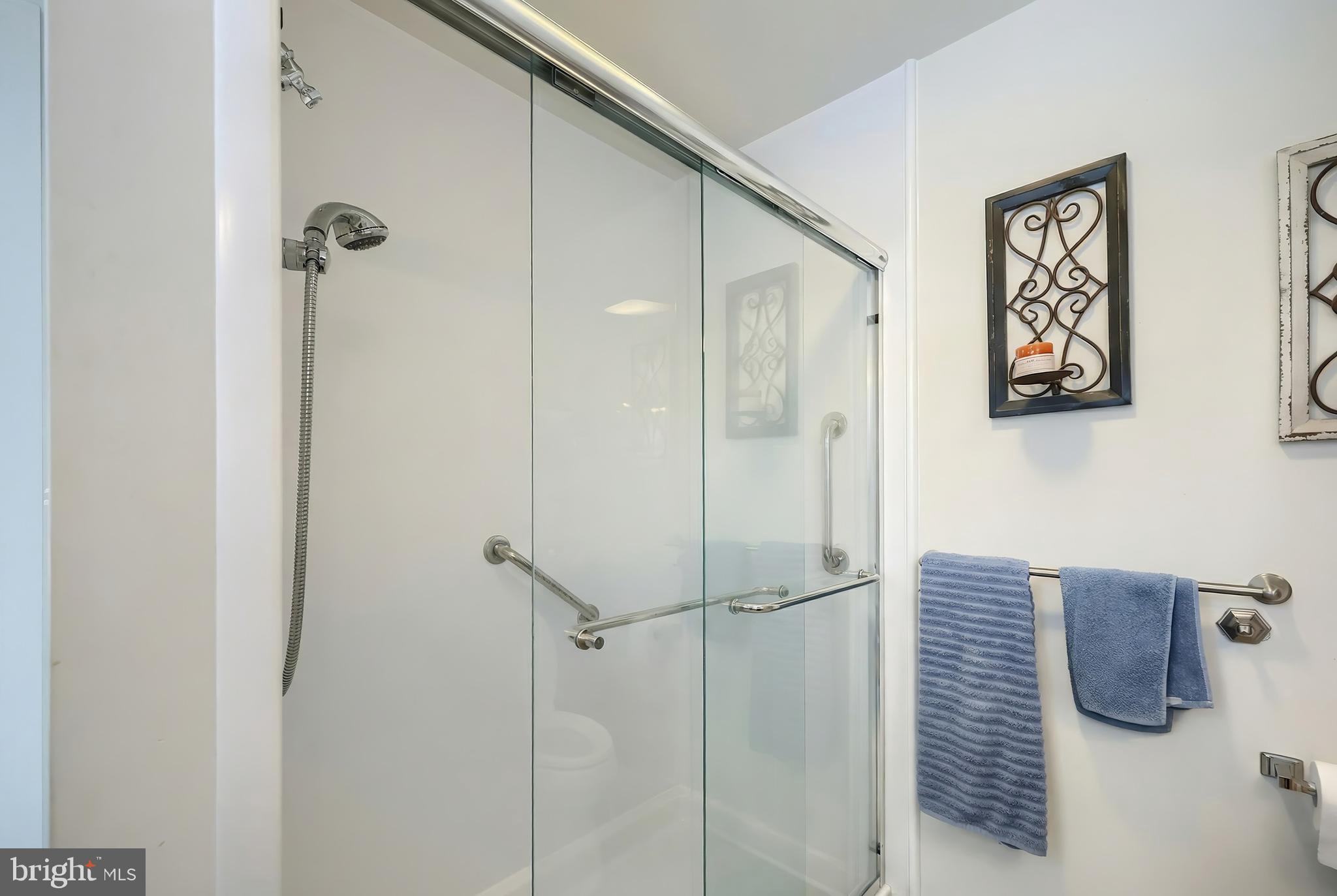 SUMMIT HILLS - Residential