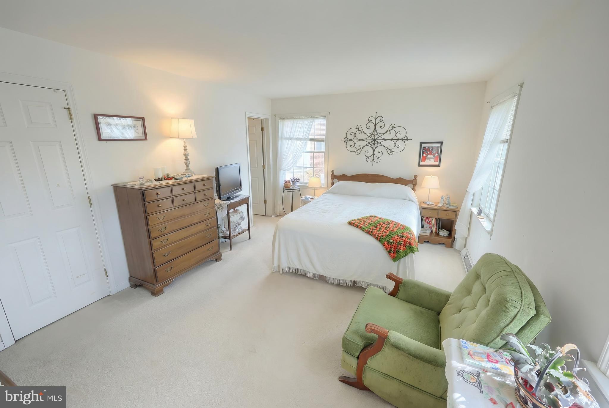 SUMMIT HILLS - Residential