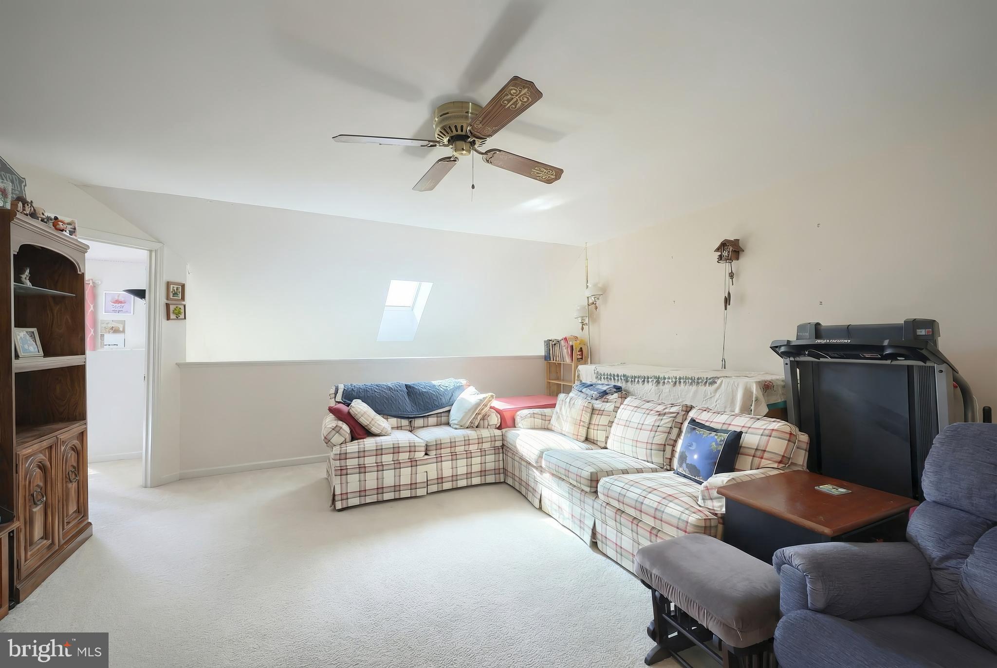 SUMMIT HILLS - Residential