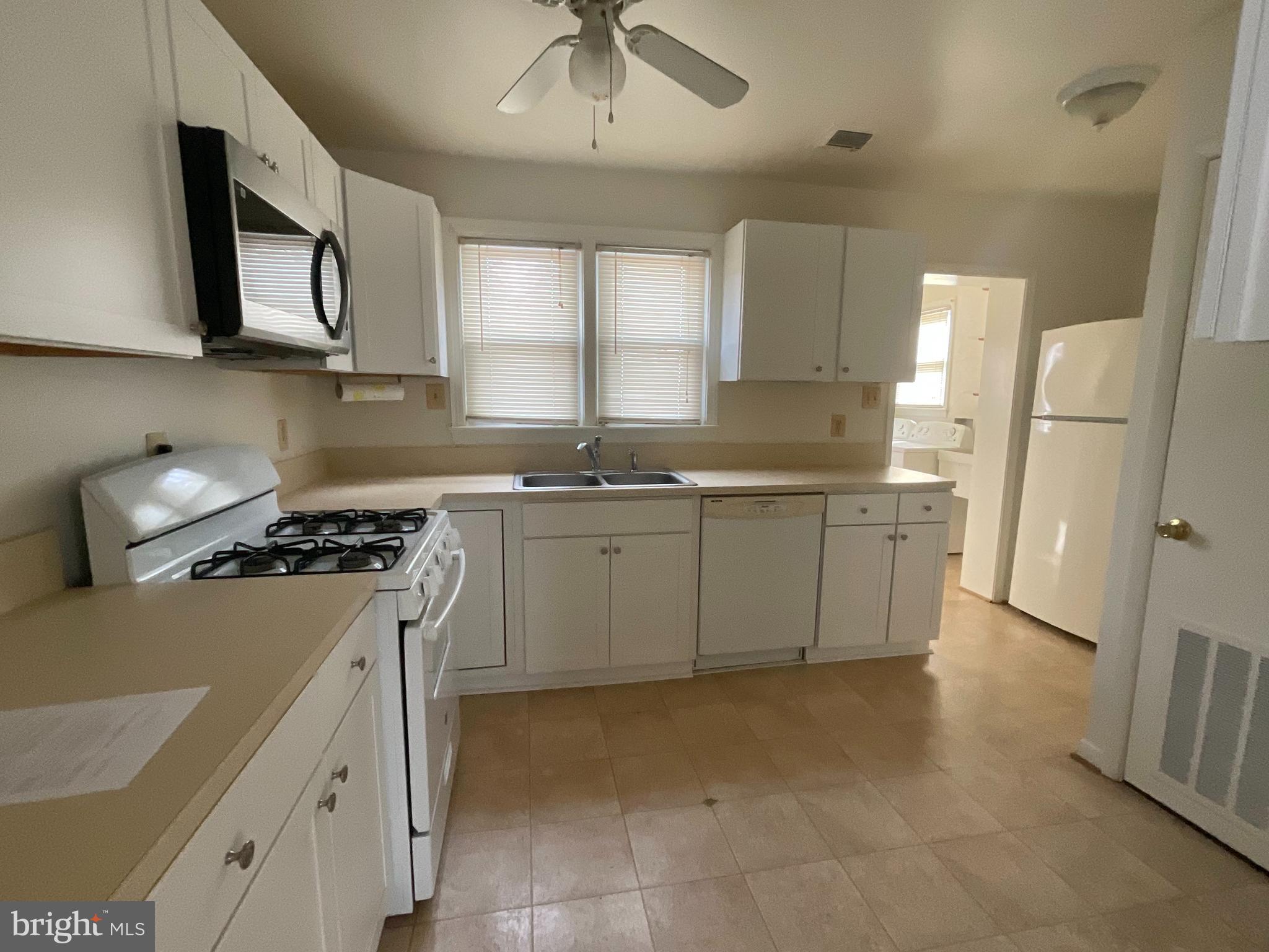 FOREST PARK - Residential Lease