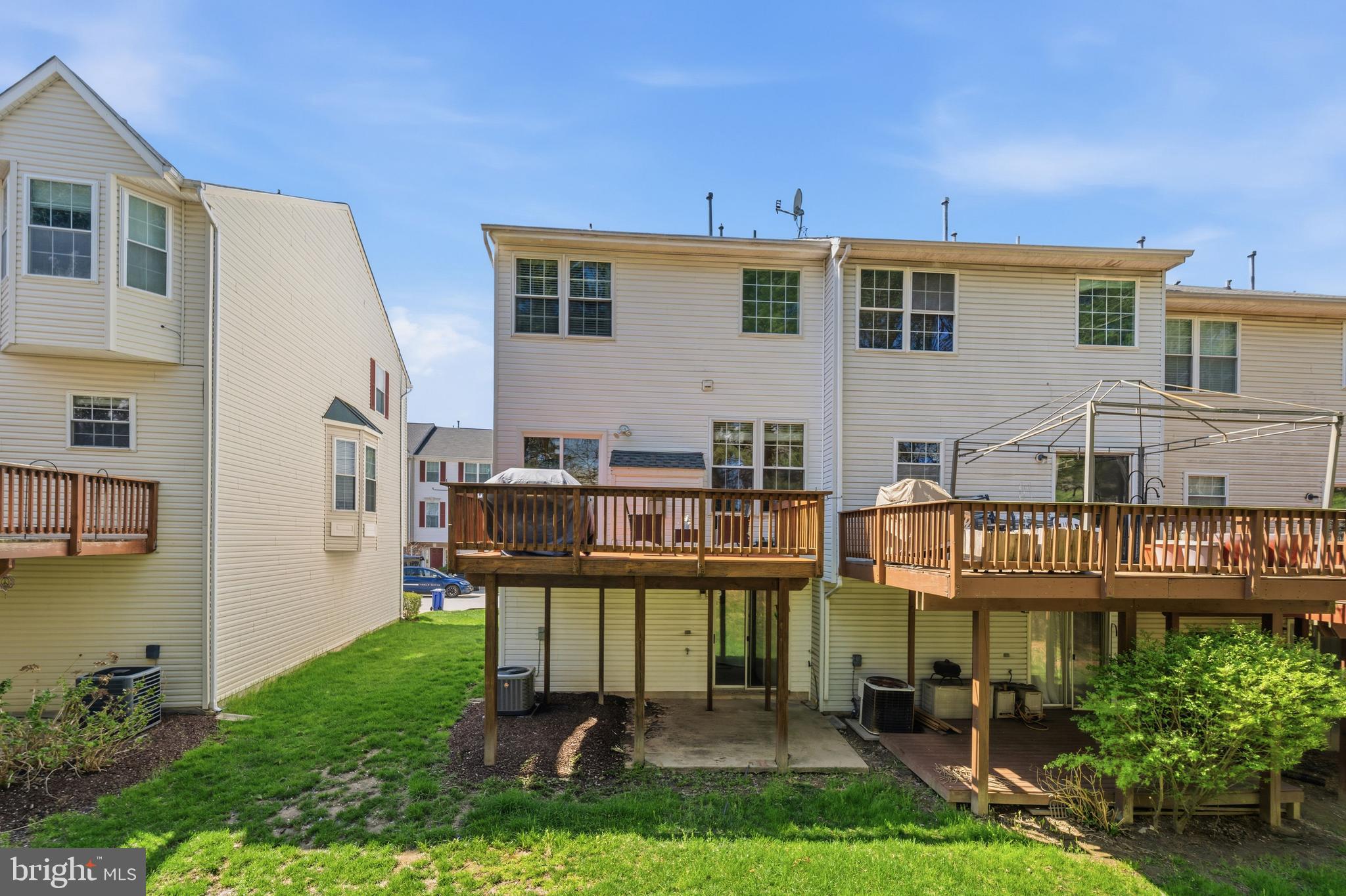 COLUMBIA PARK - Residential