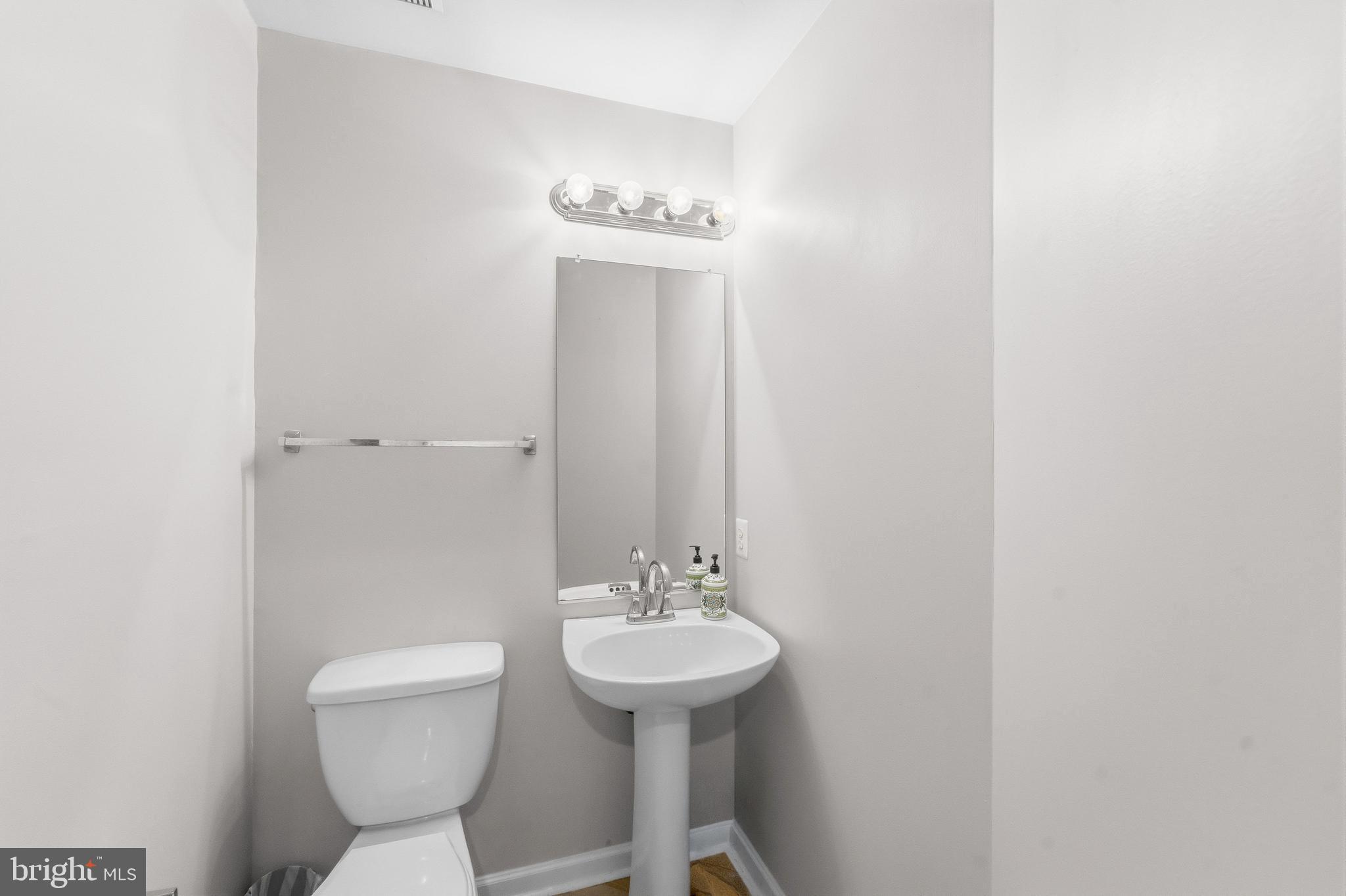 COLUMBIA PARK - Residential