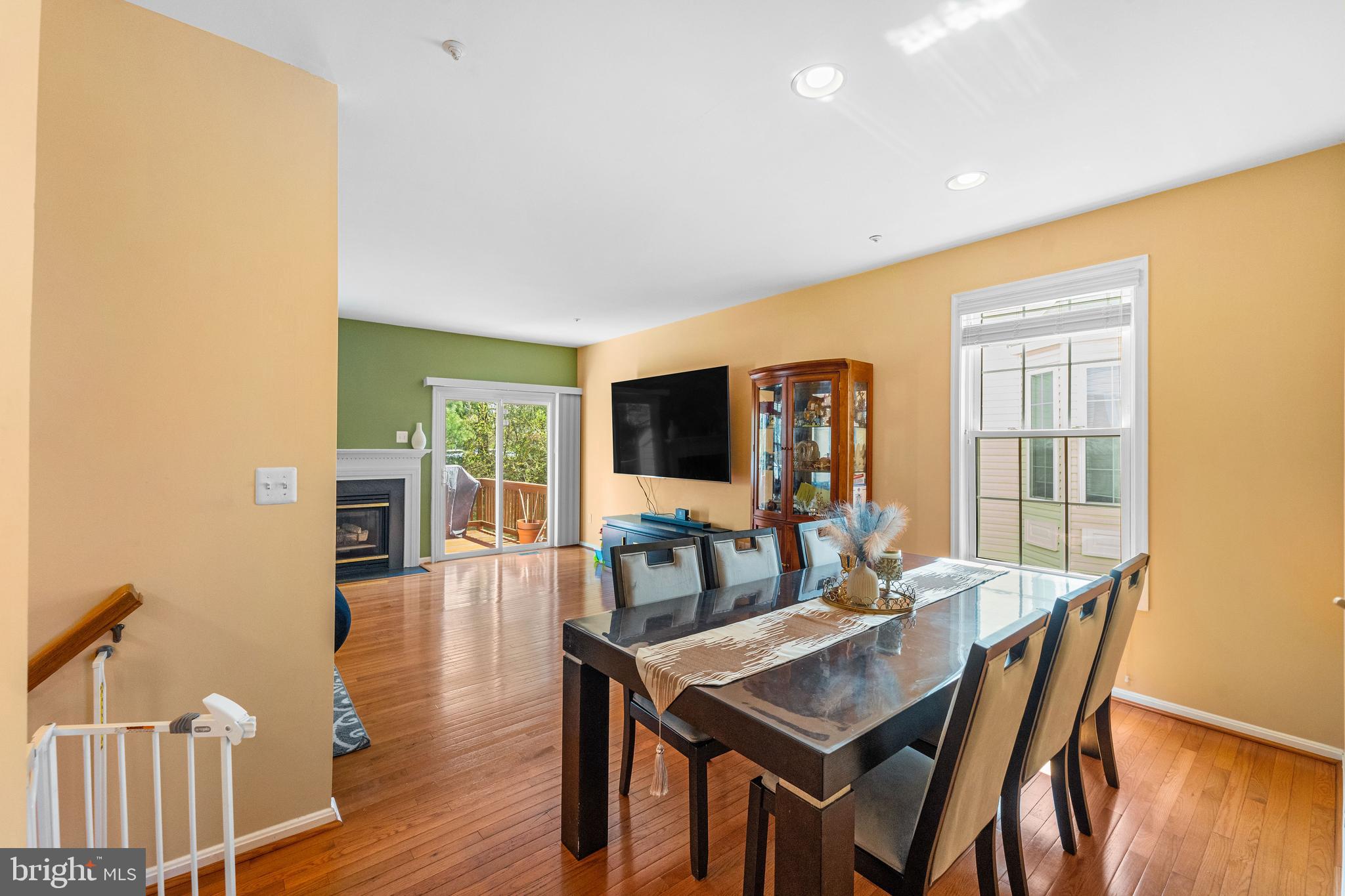 COLUMBIA PARK - Residential