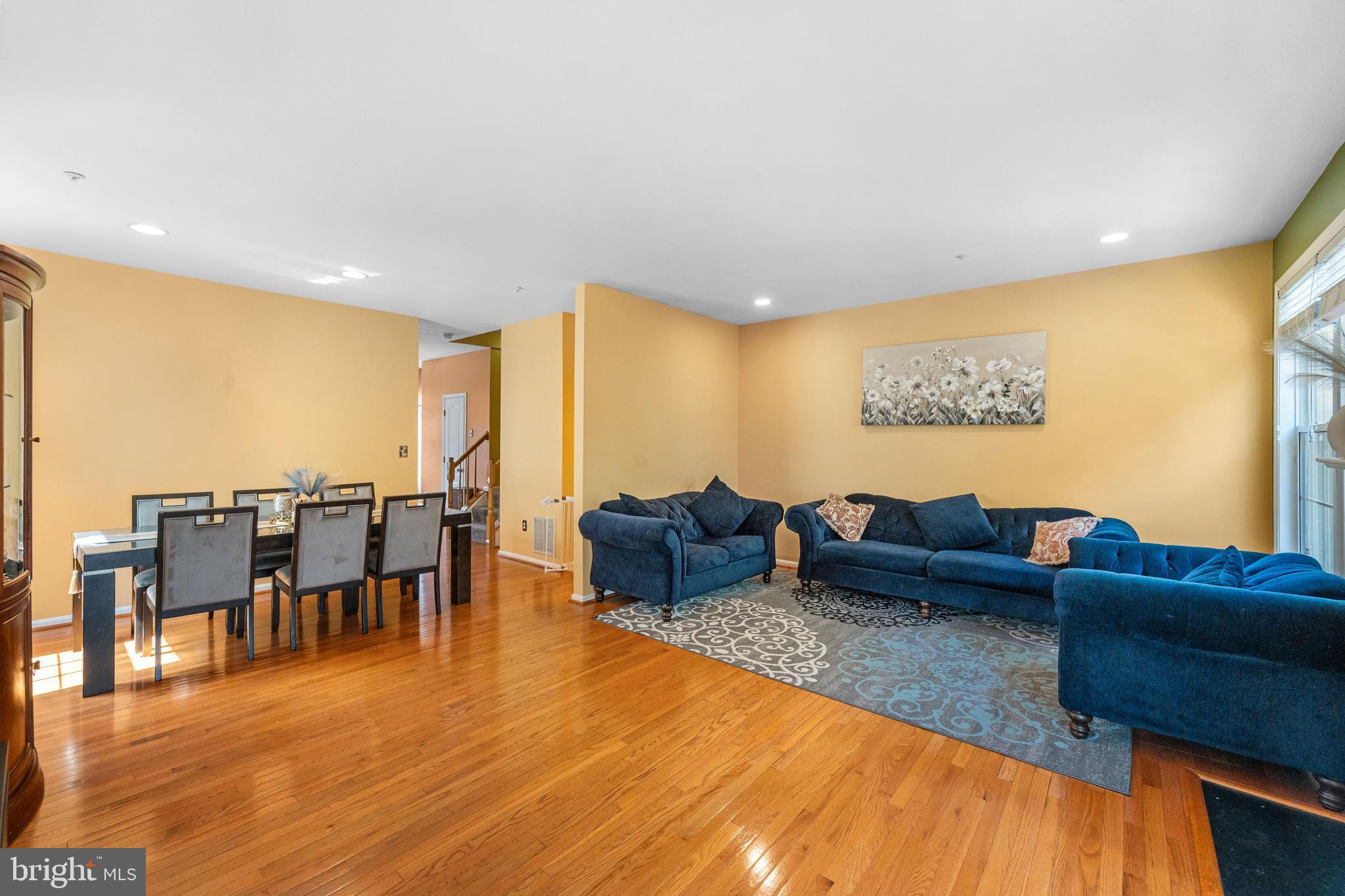 COLUMBIA PARK - Residential