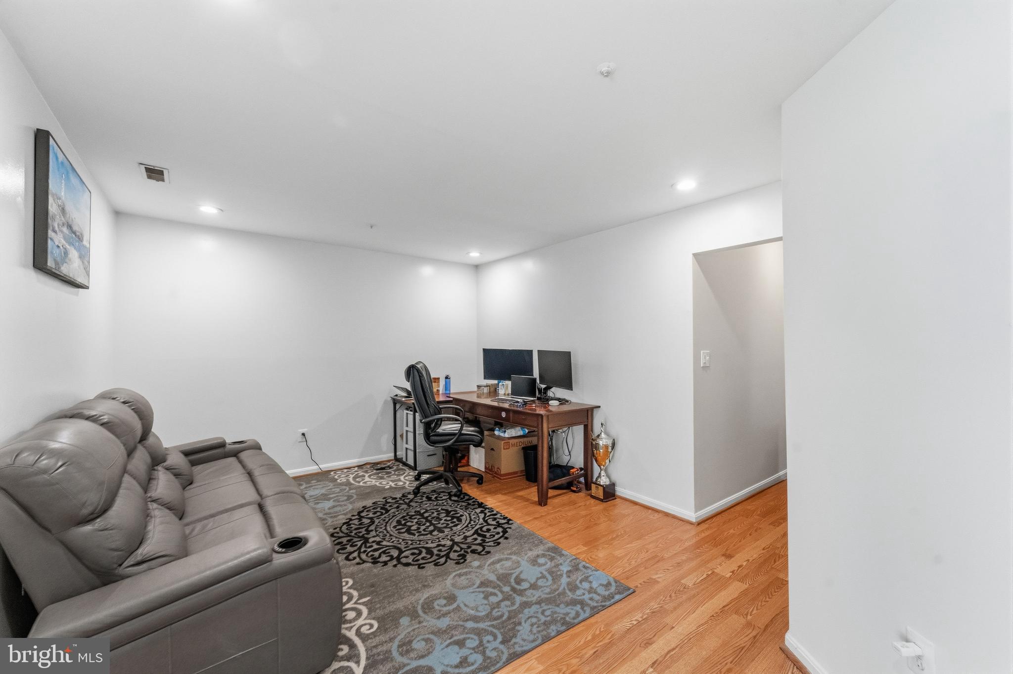 COLUMBIA PARK - Residential