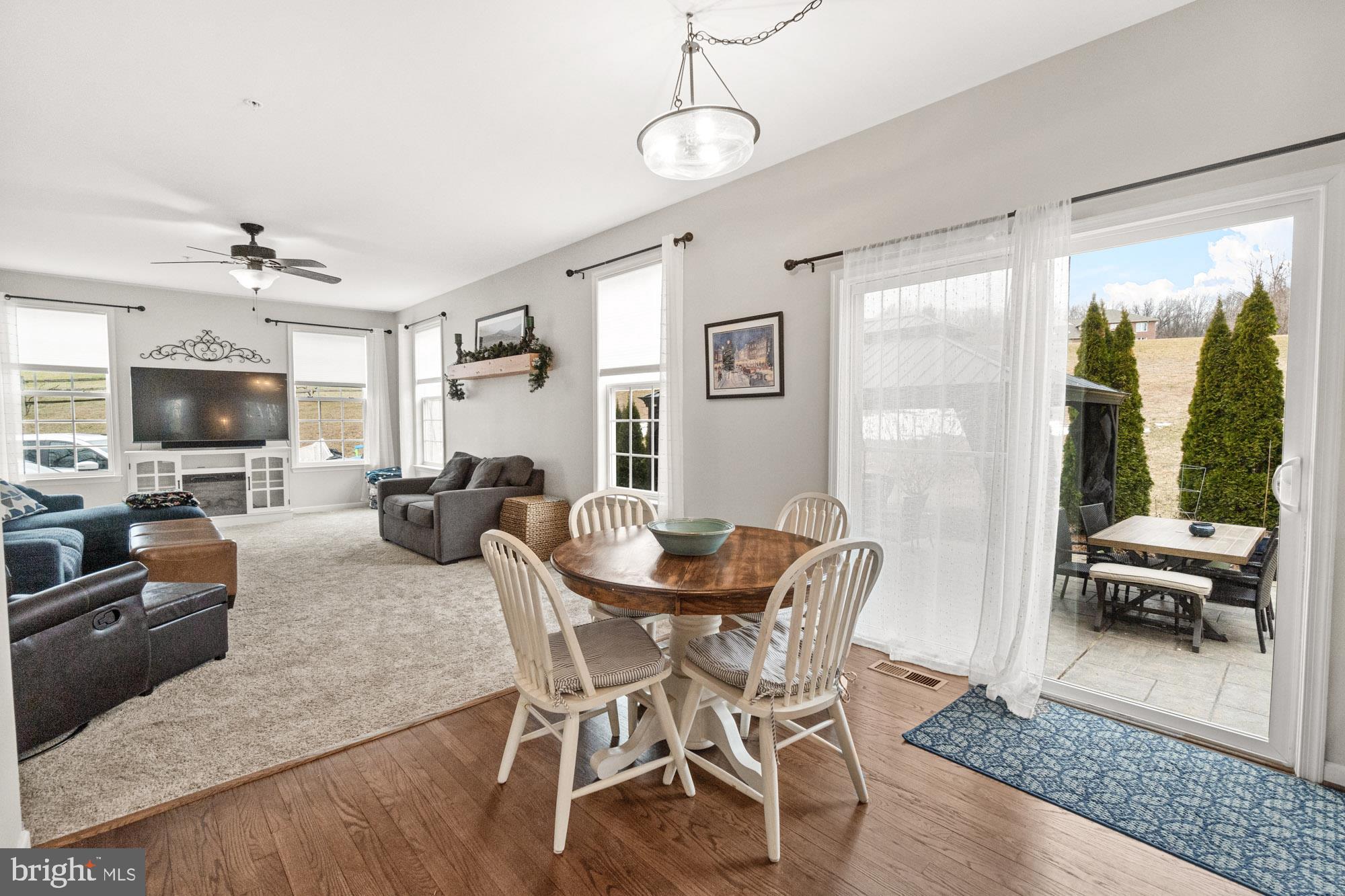 POPLAR RIDGE - Residential