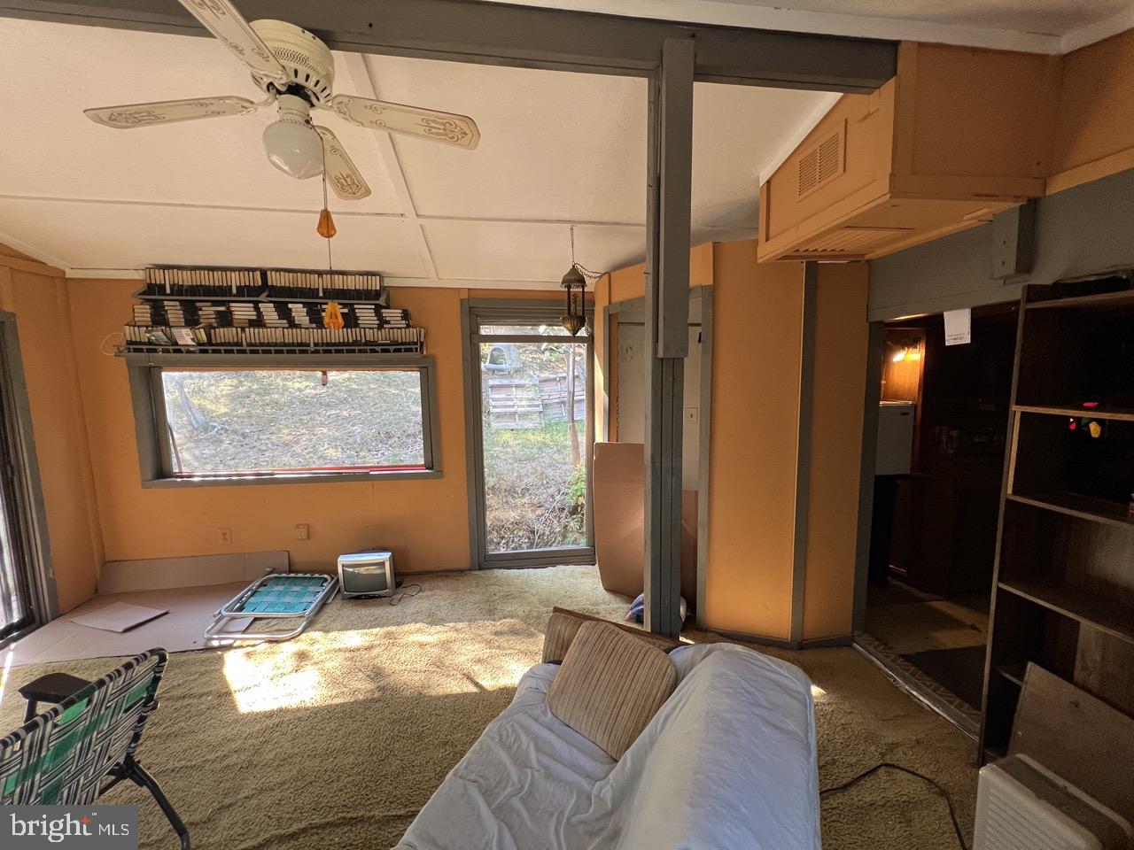 OLD MOUNTAIN RUN - Residential