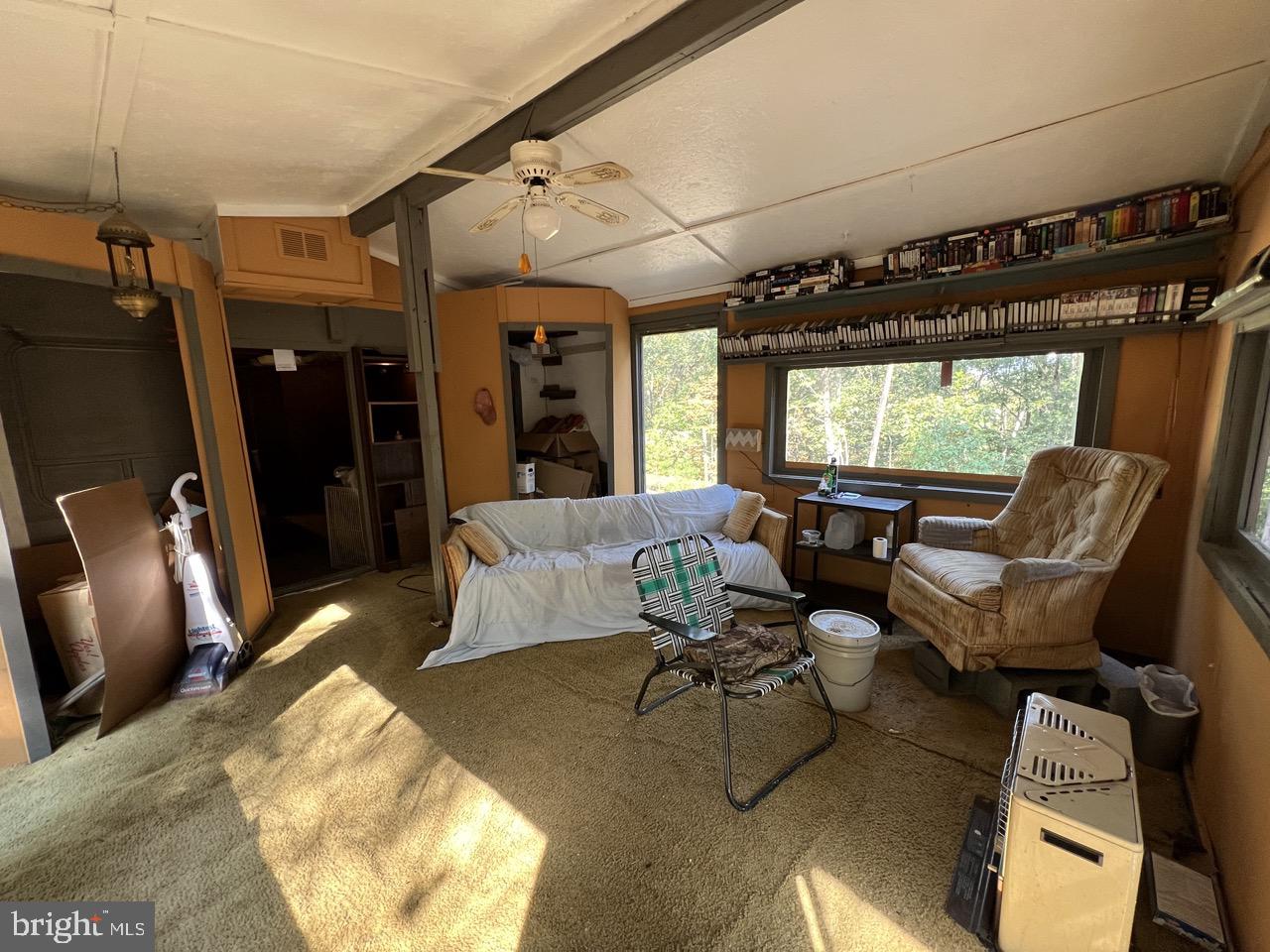 OLD MOUNTAIN RUN - Residential