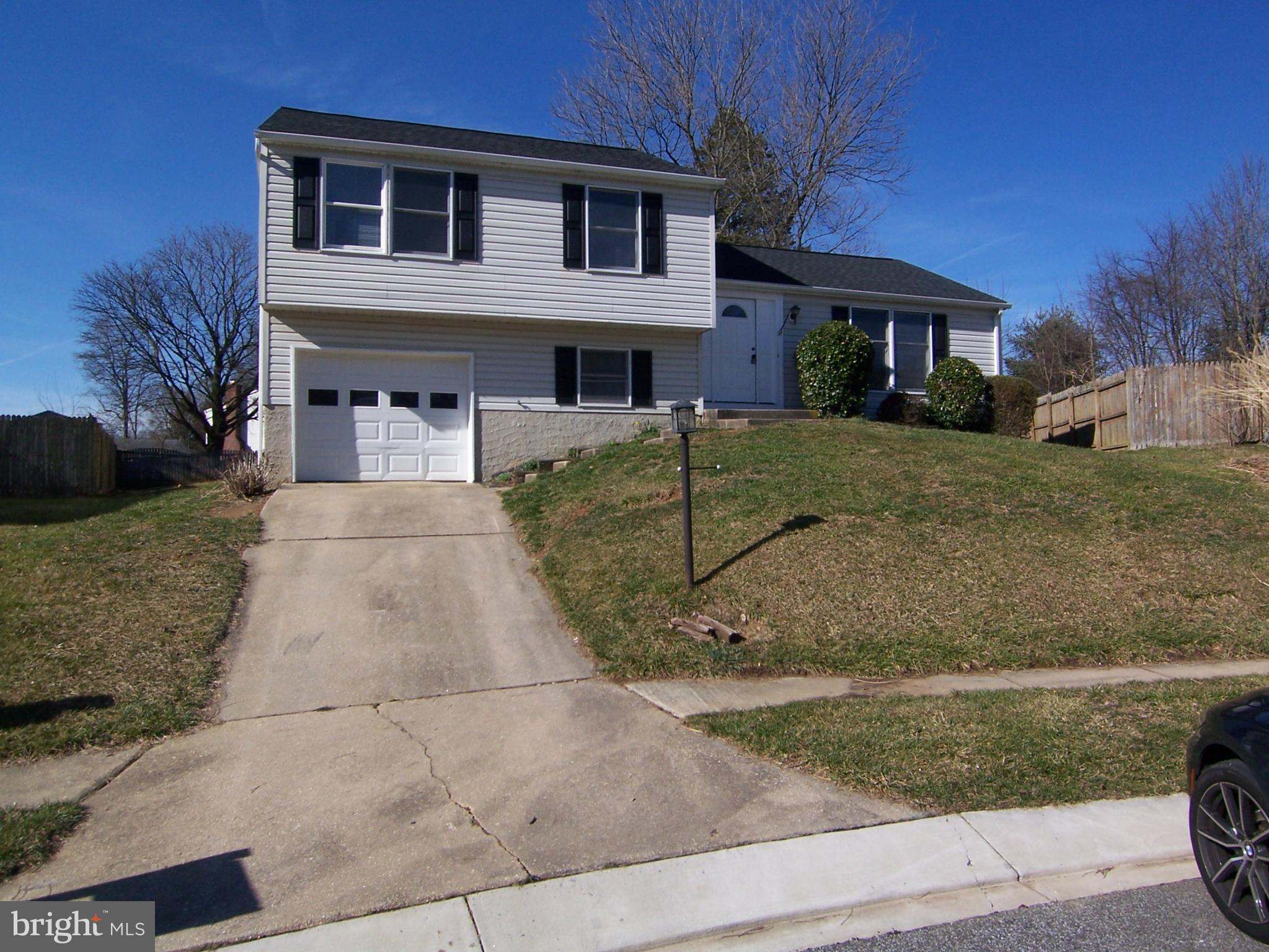 3 bedroom 2 full bath split level home right in the desired Bright Oaks community! NEW carpet and paint throughout! Stainless steel appliances. Large unfinished 4th level is perfect for storage. 3rd level family room is walk out level to your LARGE level rear yard! Primary bedroom offers a private full bath that's just been fully updated. Pets okay case by case. Professionally managed. Come see today!