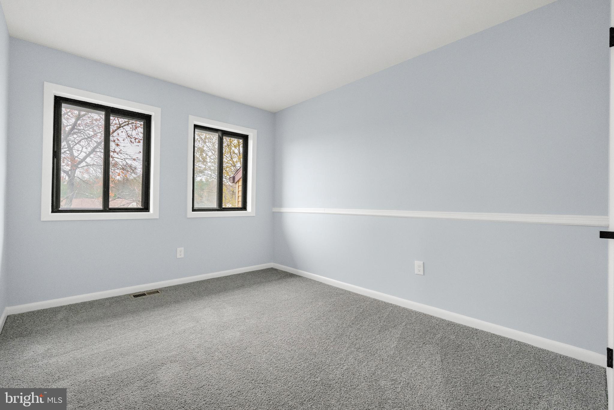 APPLEWALK CONDO - Residential