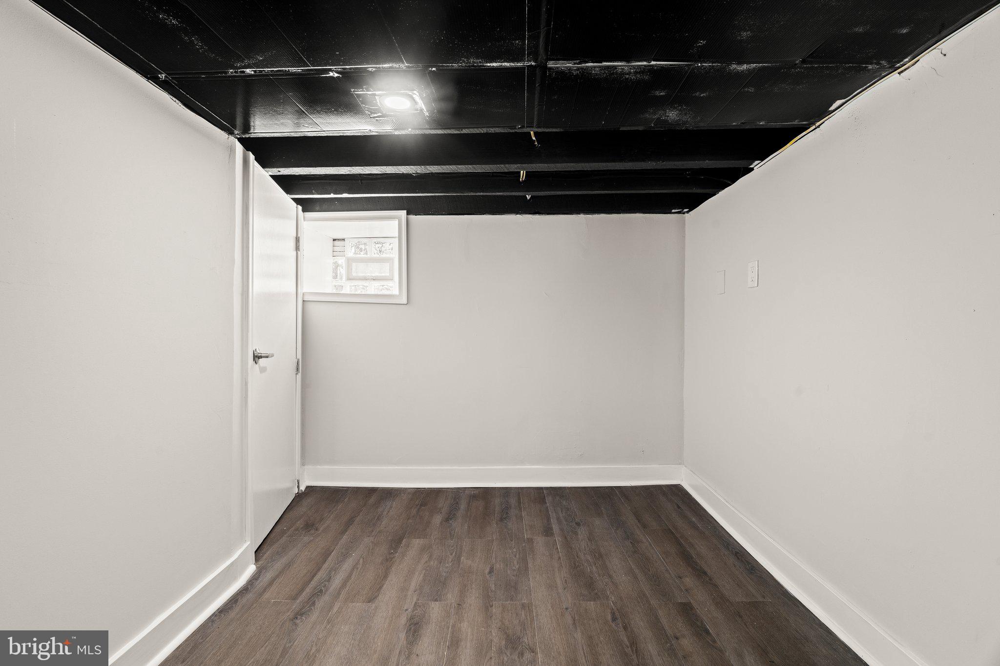 BRIDESBURG - Residential