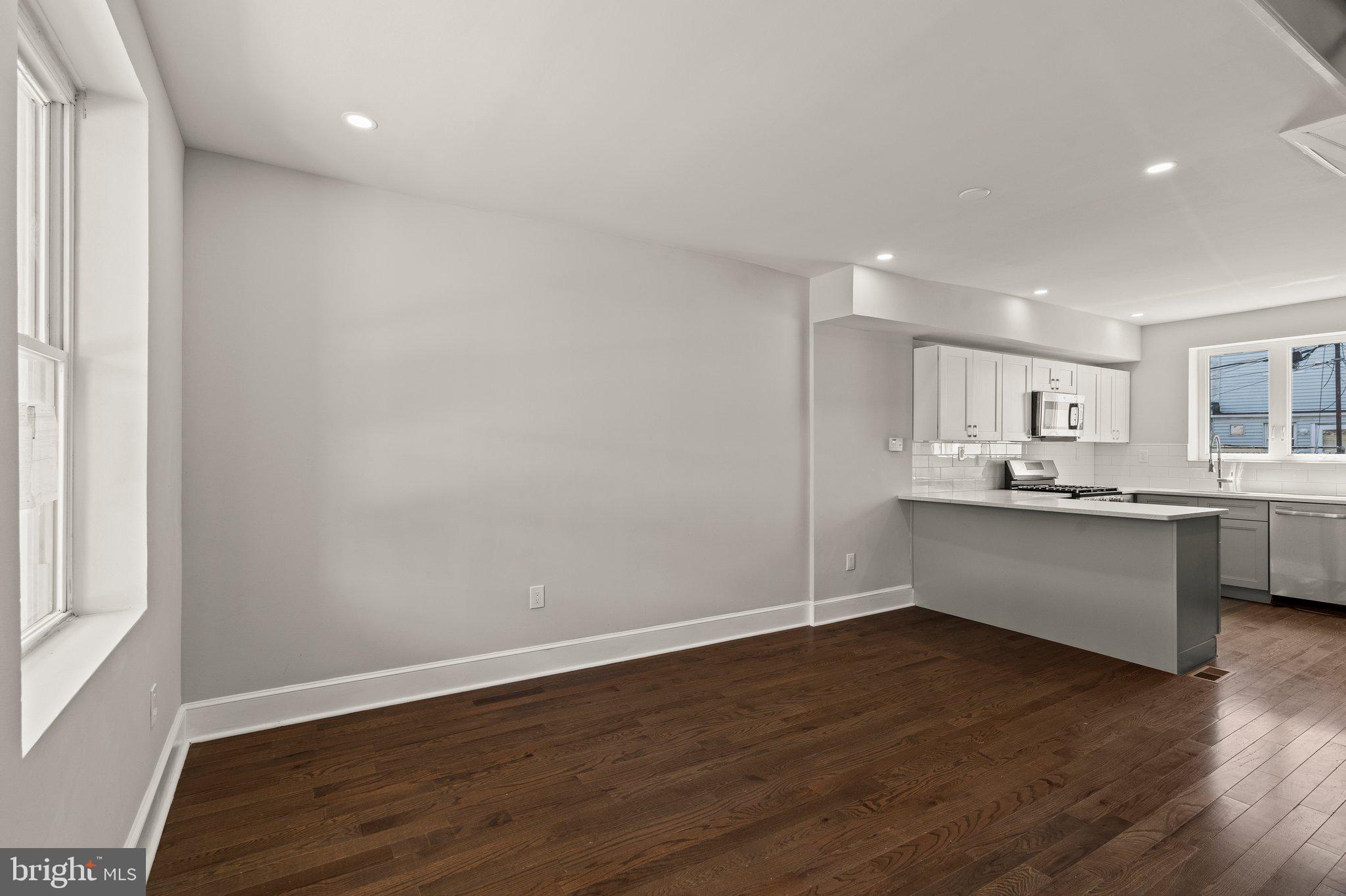 BRIDESBURG - Residential