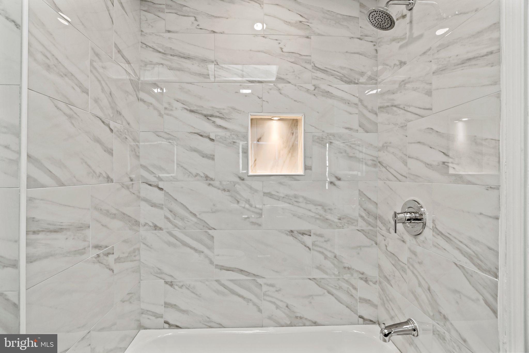 BRIDESBURG - Residential