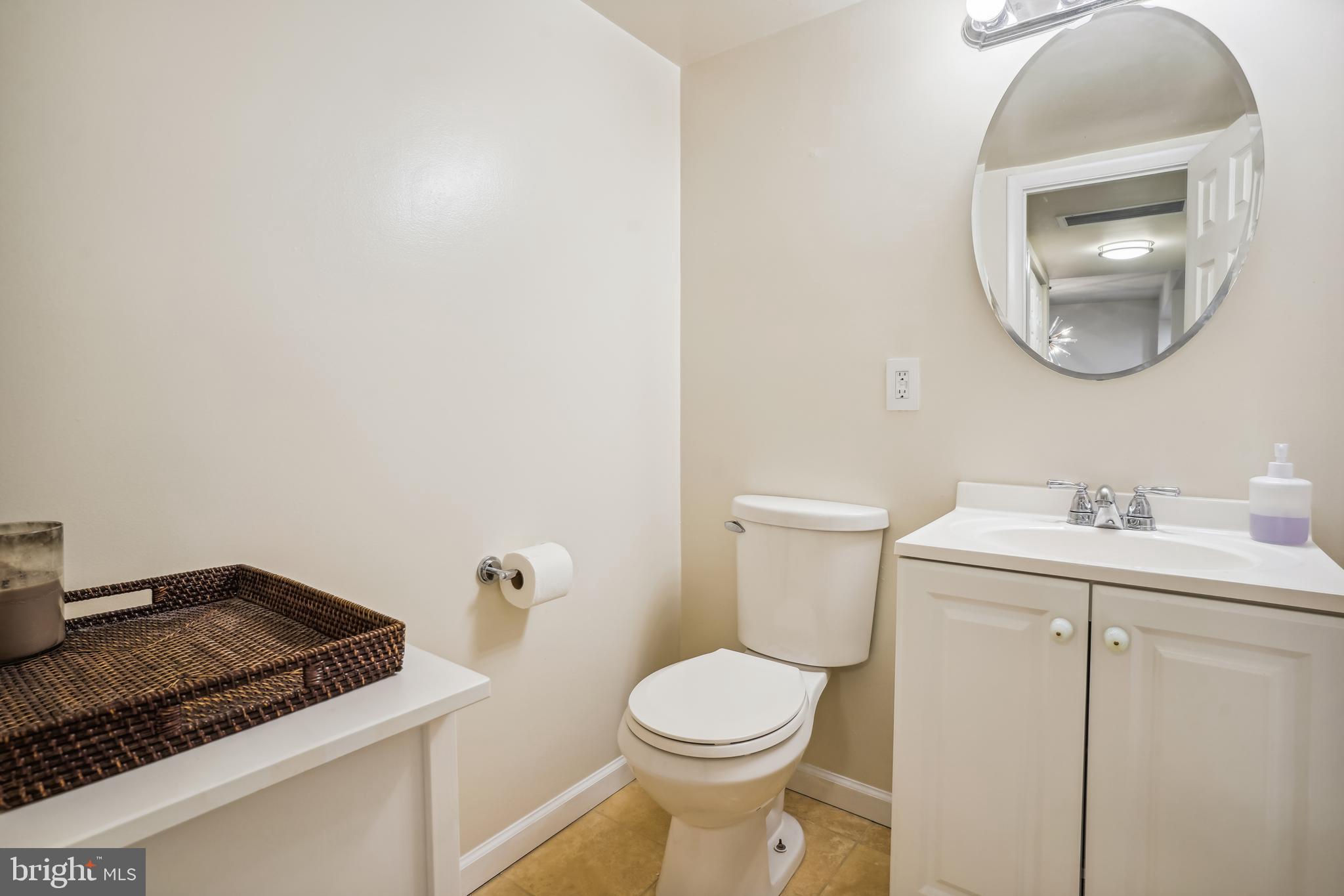 1600 PRINCE STREET - Residential